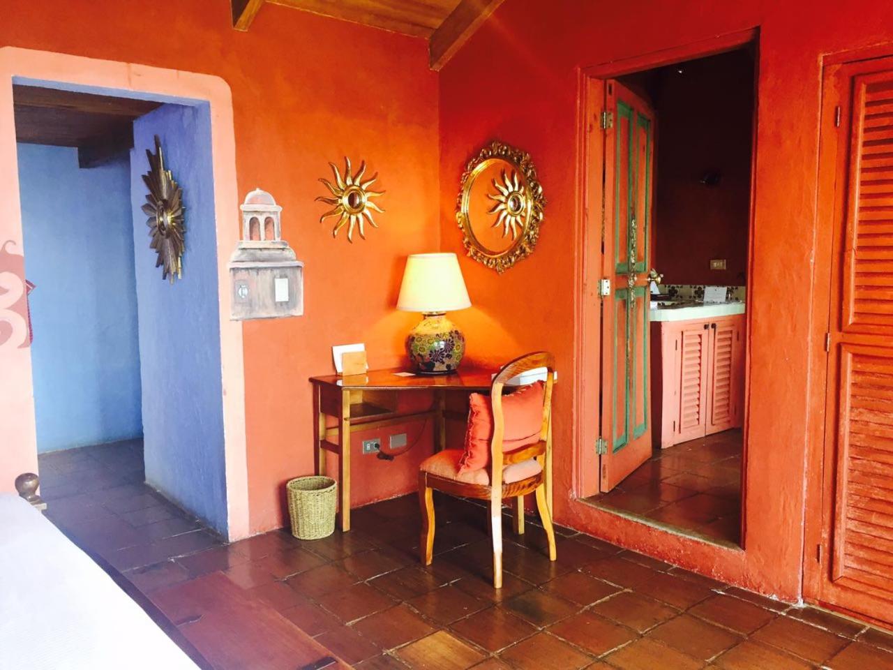 King Room with Balcony photo 3