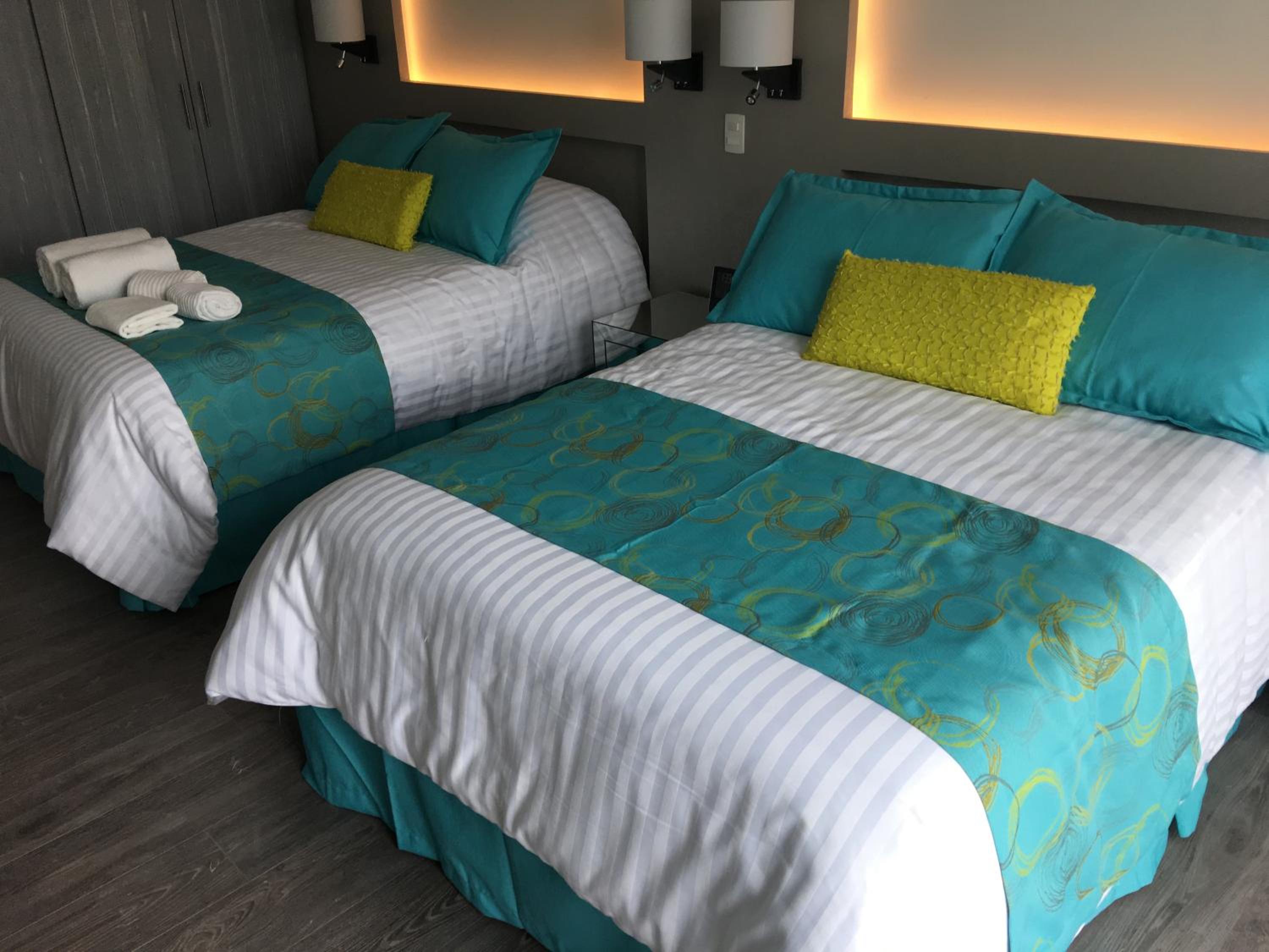 Deluxe Family Suite - Photo 1