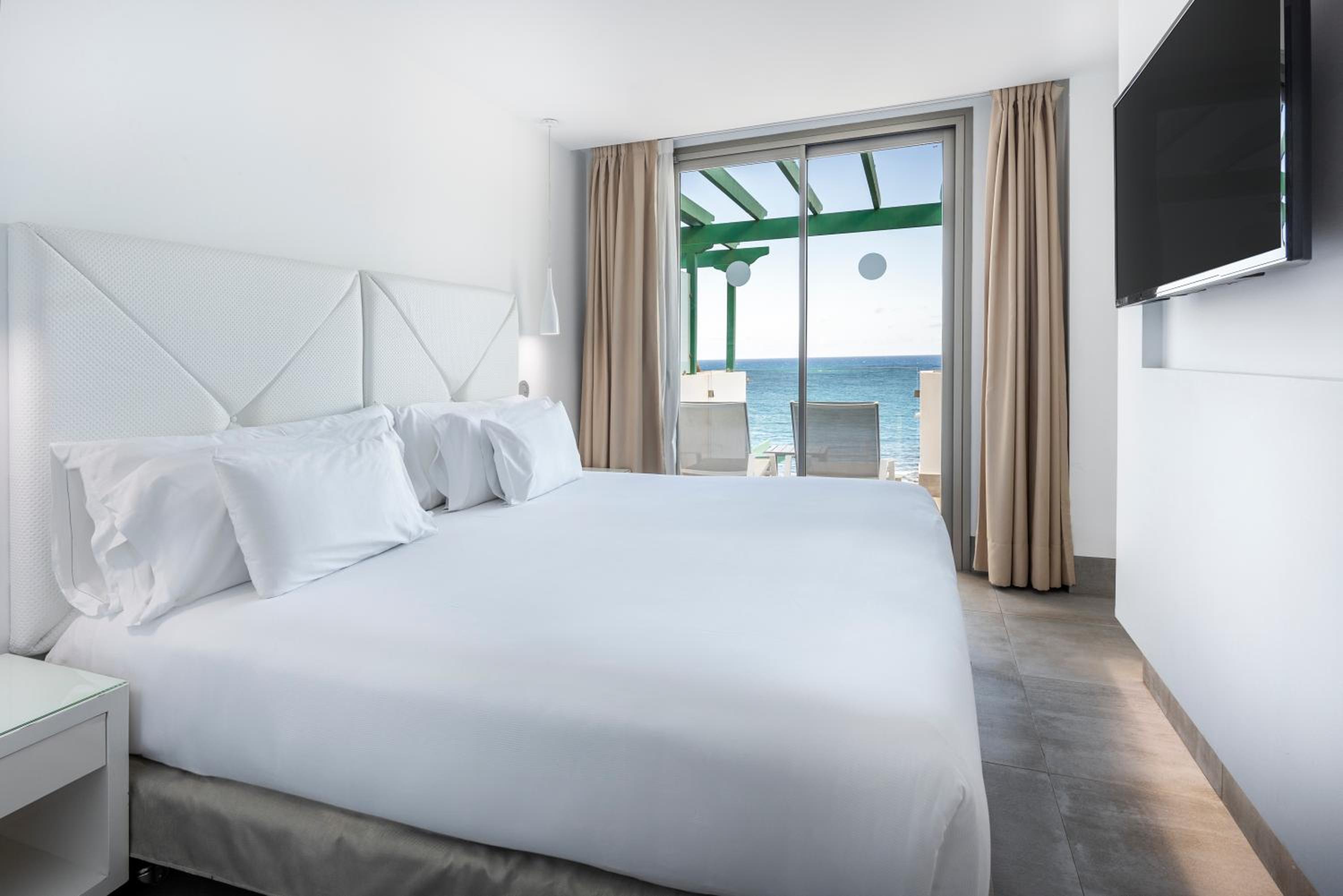 Junior Suite with Sea View Junior Suite with Sea View