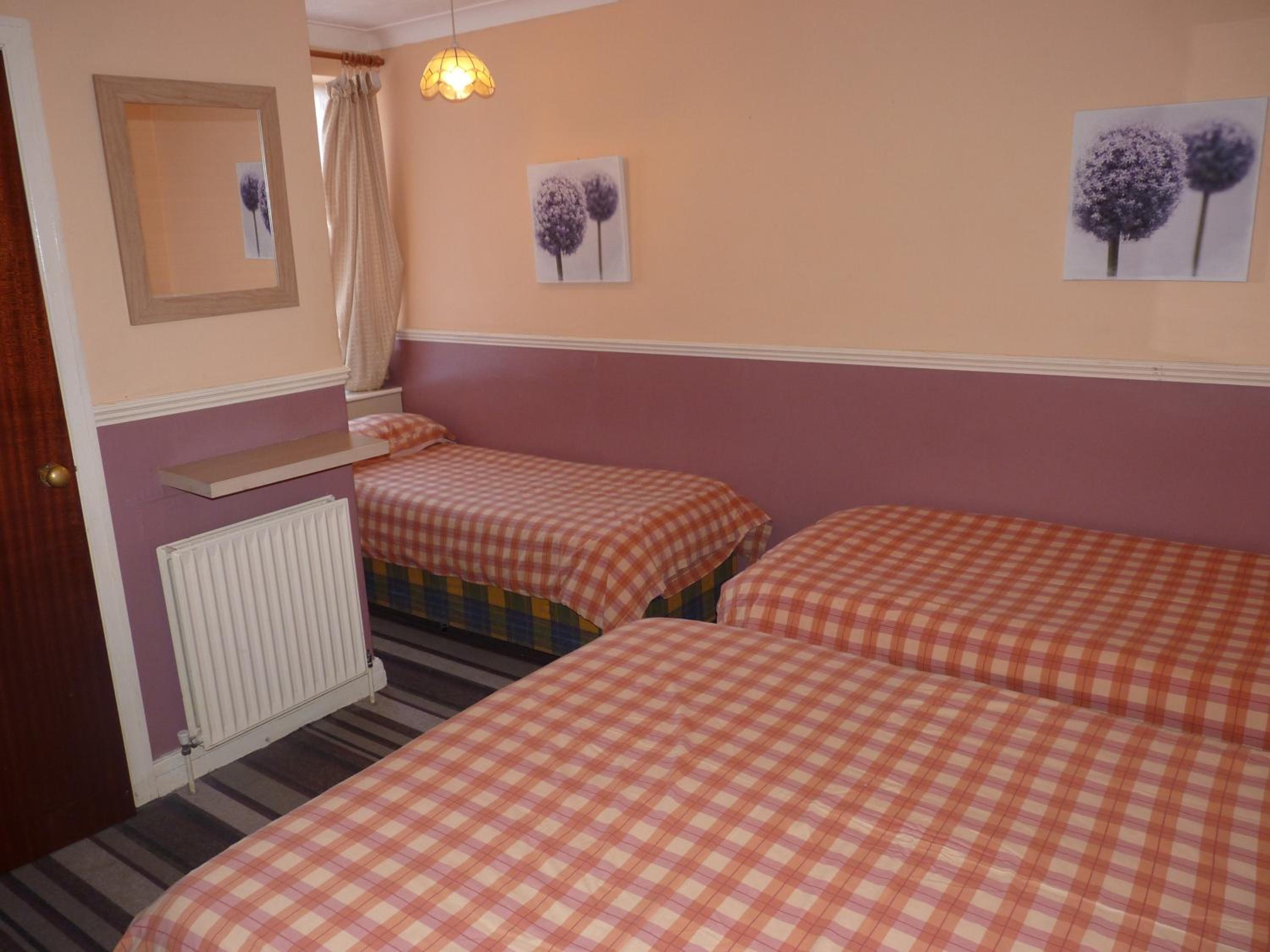 Triple Room - Photo 3