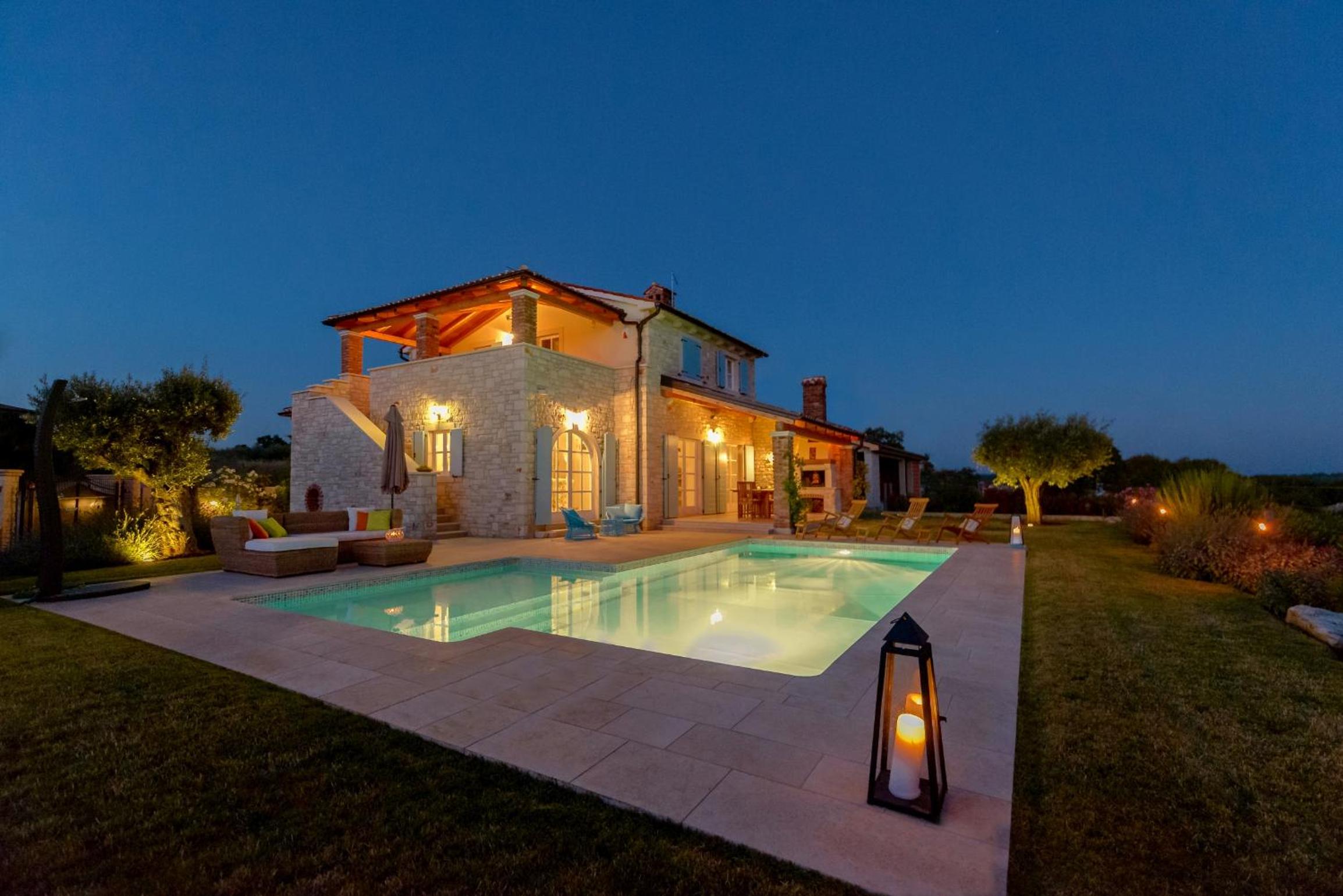 Three-Bedroom Villa photo 3