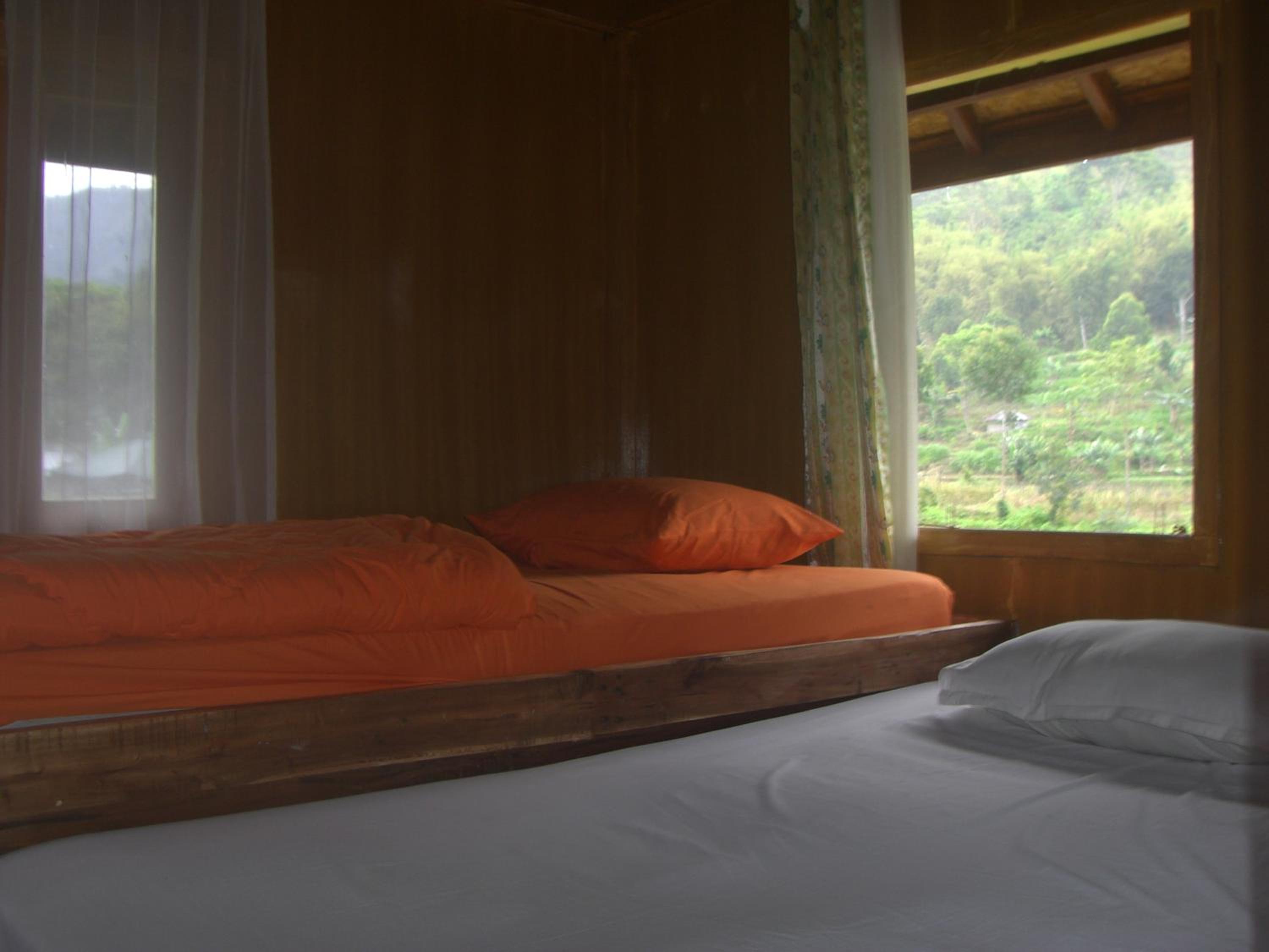 Standard Twin Room - Photo 6