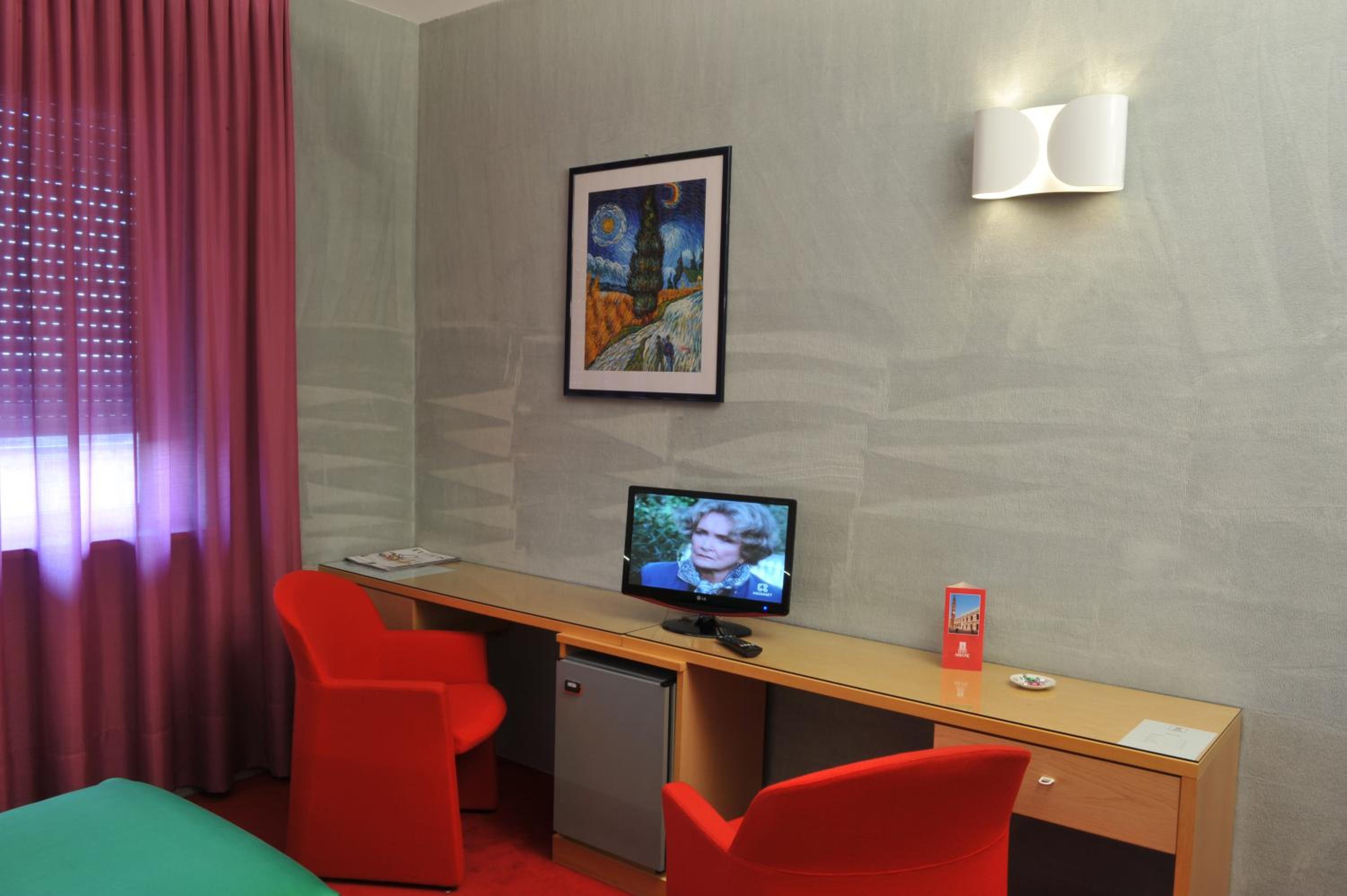 Double Room - Photo 7