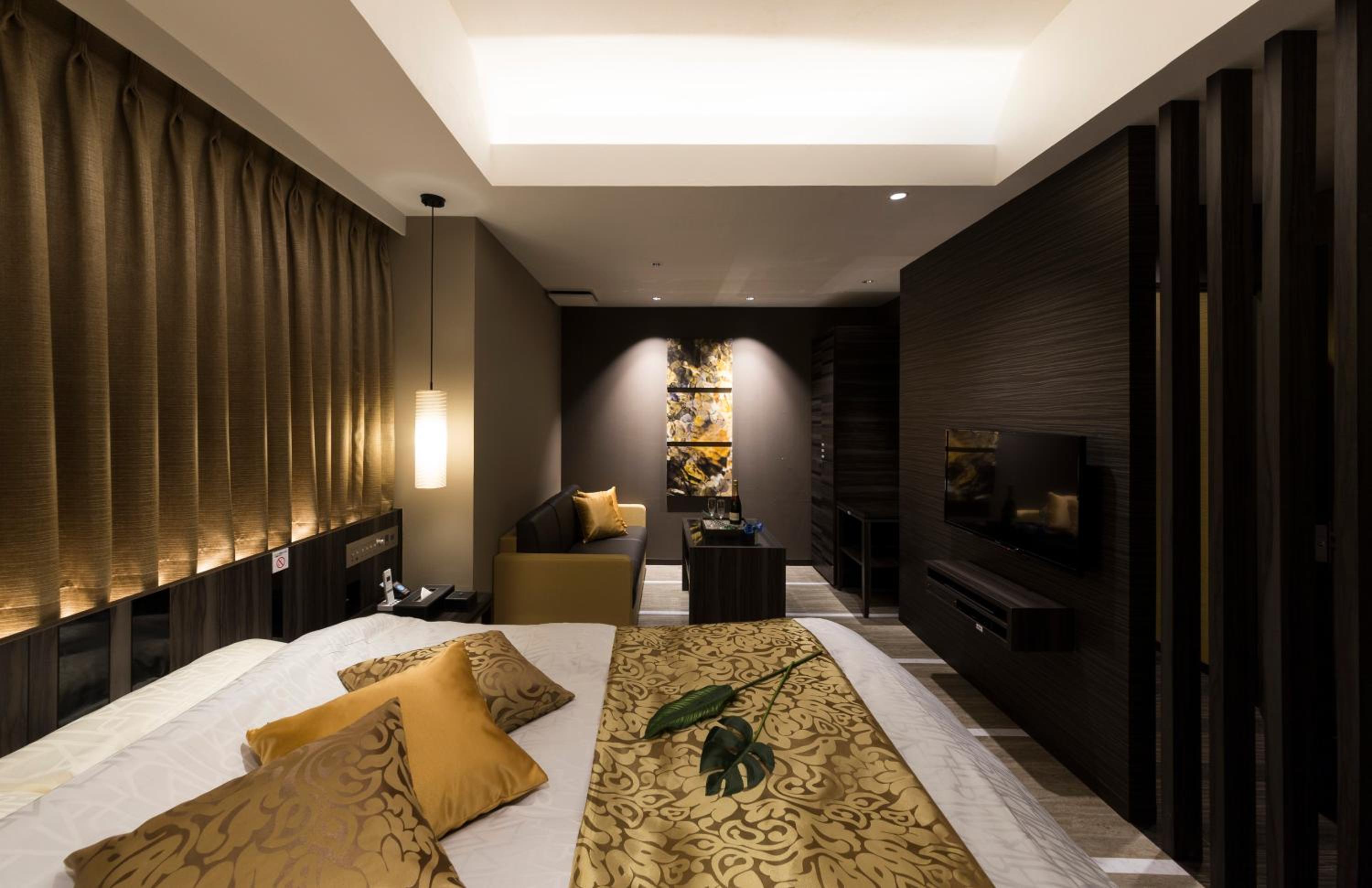 Standard Double Room - Photo 25