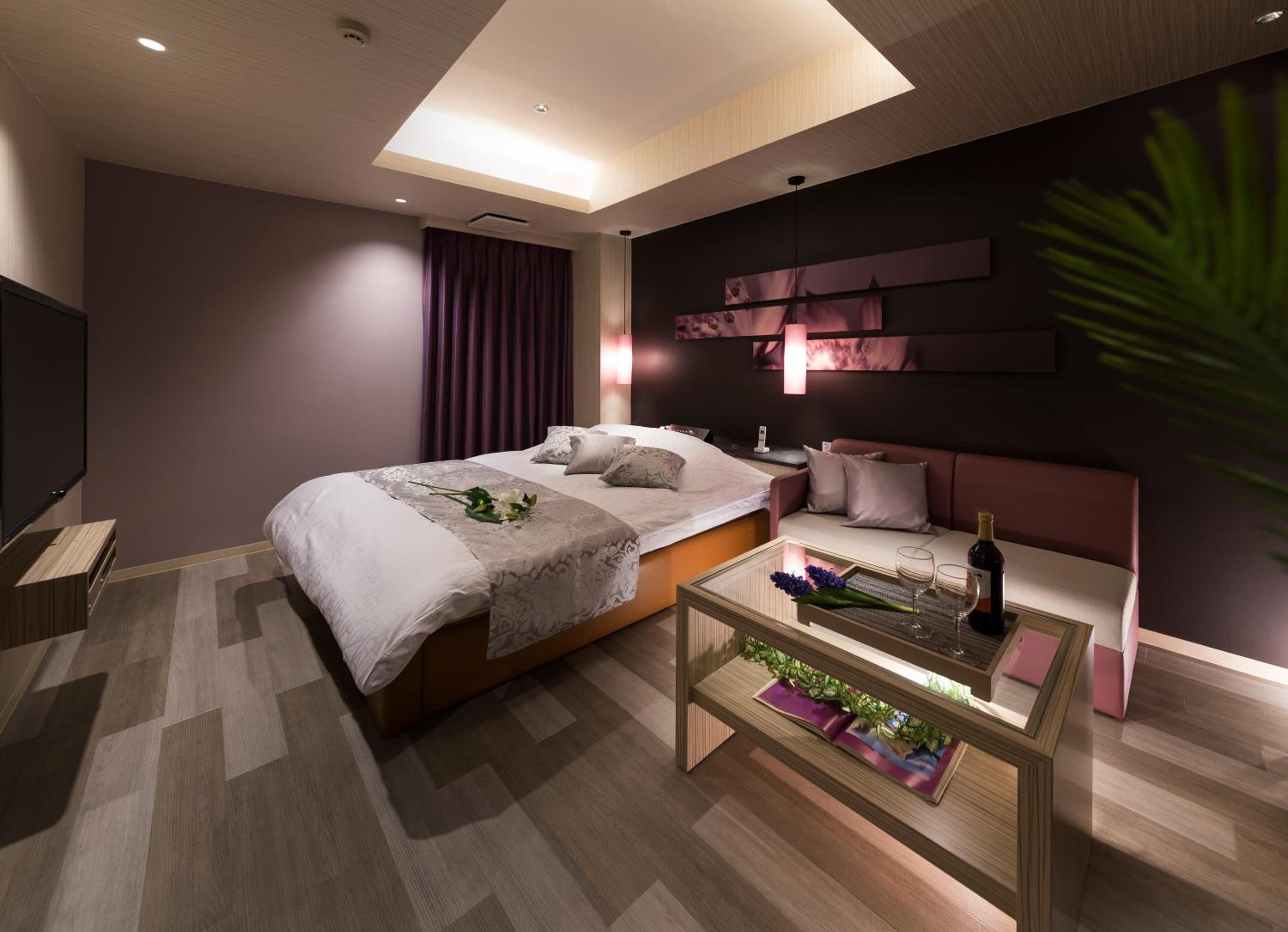 Standard Double Room - Photo 13