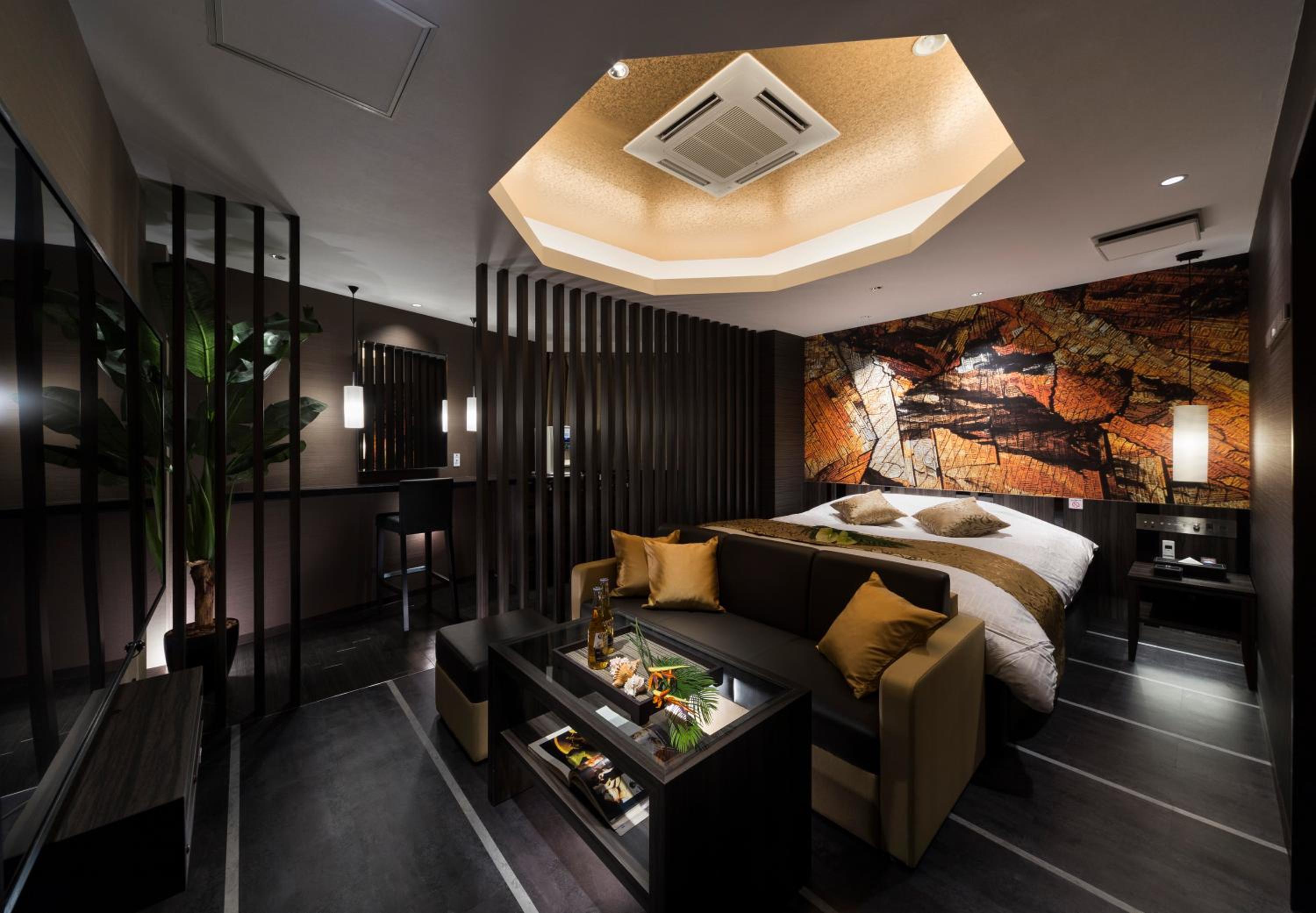 Standard Double Room - Photo 10