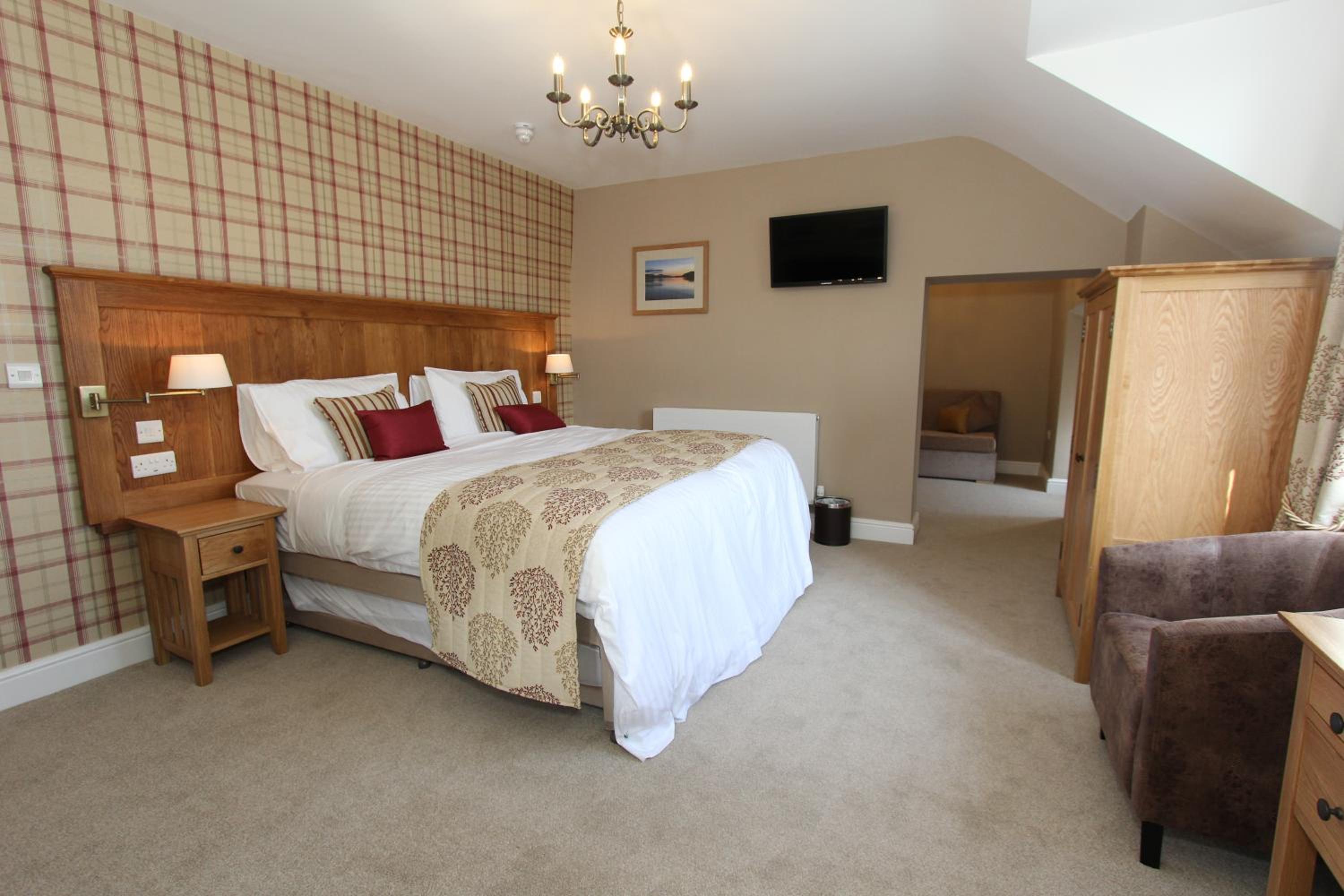 Deluxe Family Room photo 1