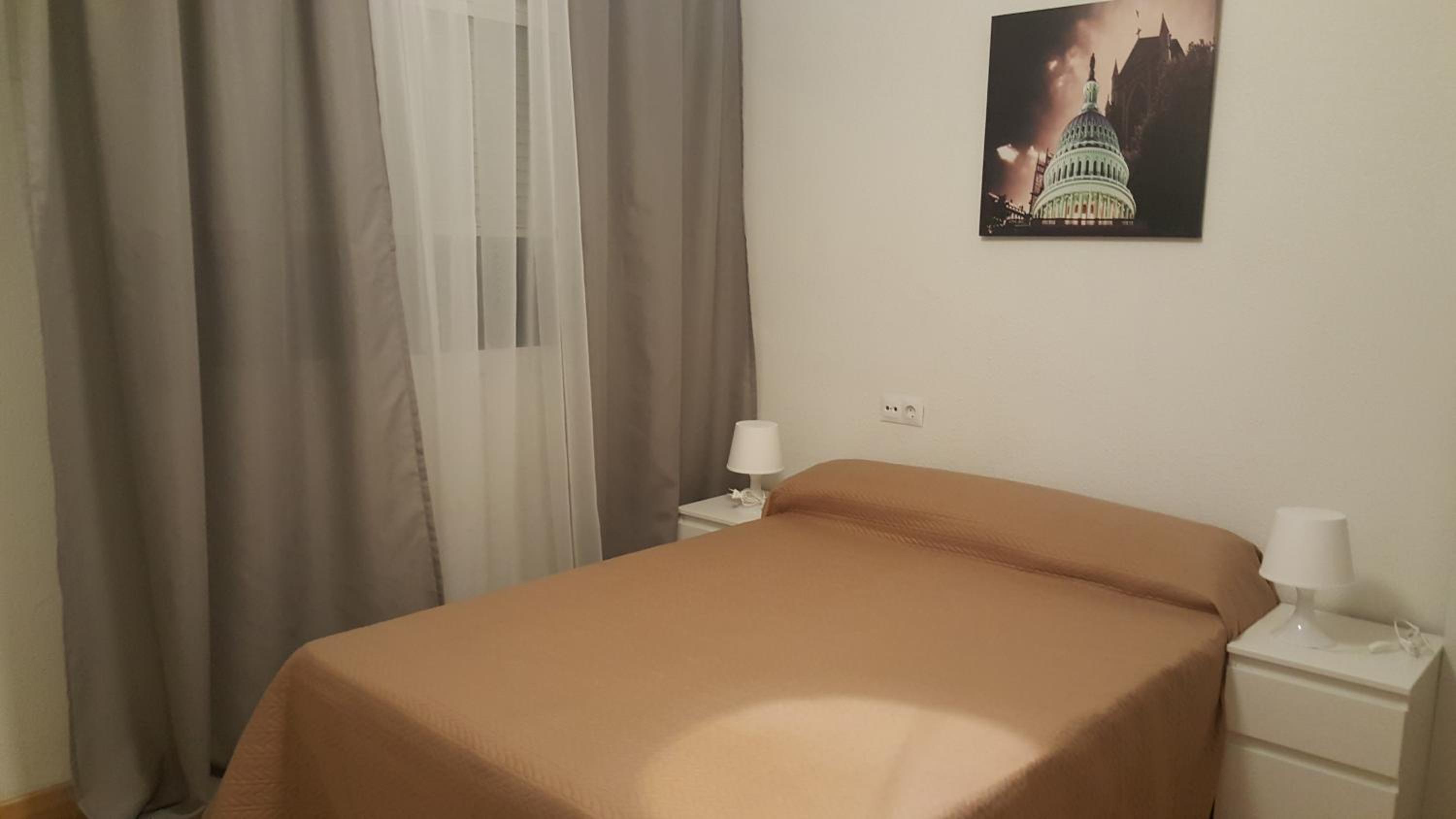 Habitación doble con baño compartido
