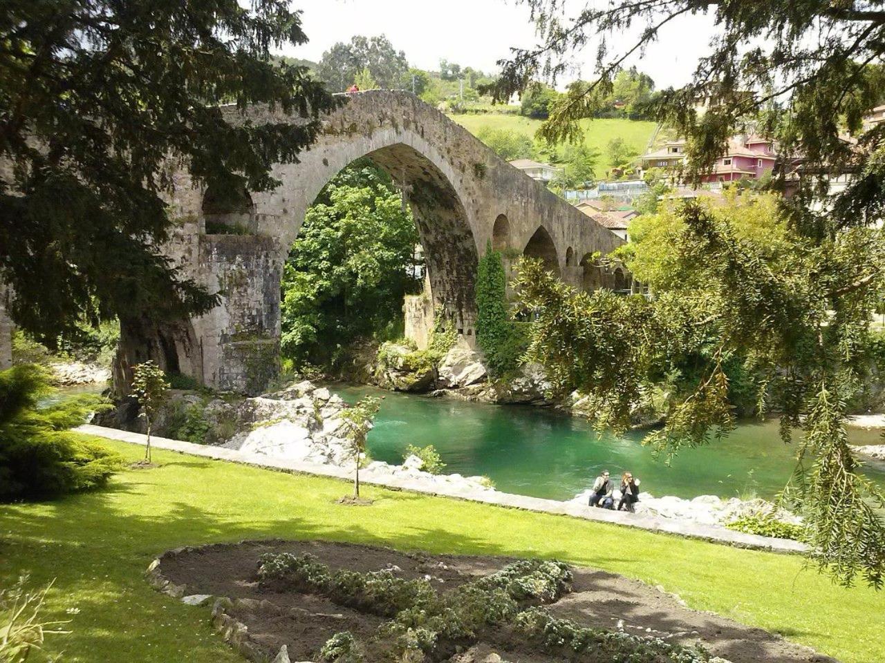 Two-Bedroom Chalet - Photo 3