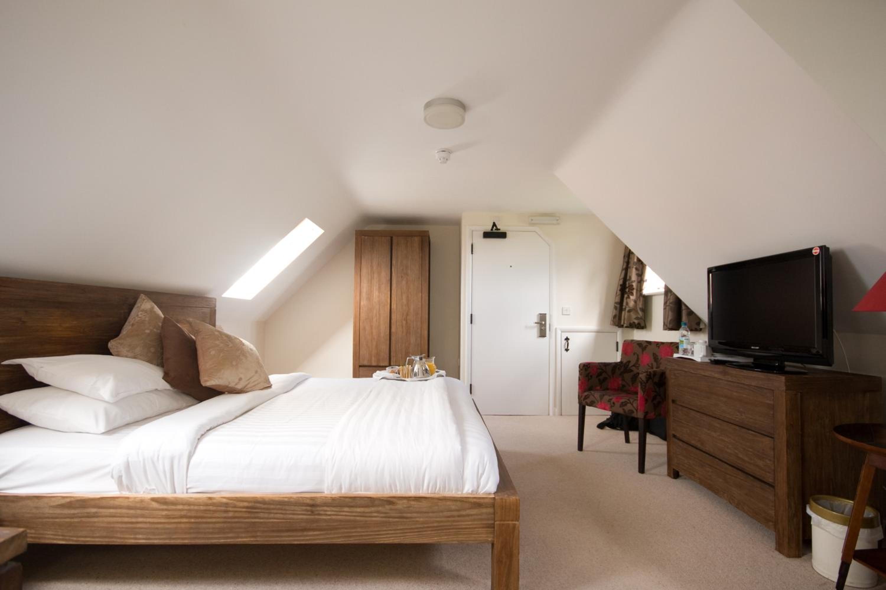 Blenheim Room photo 2