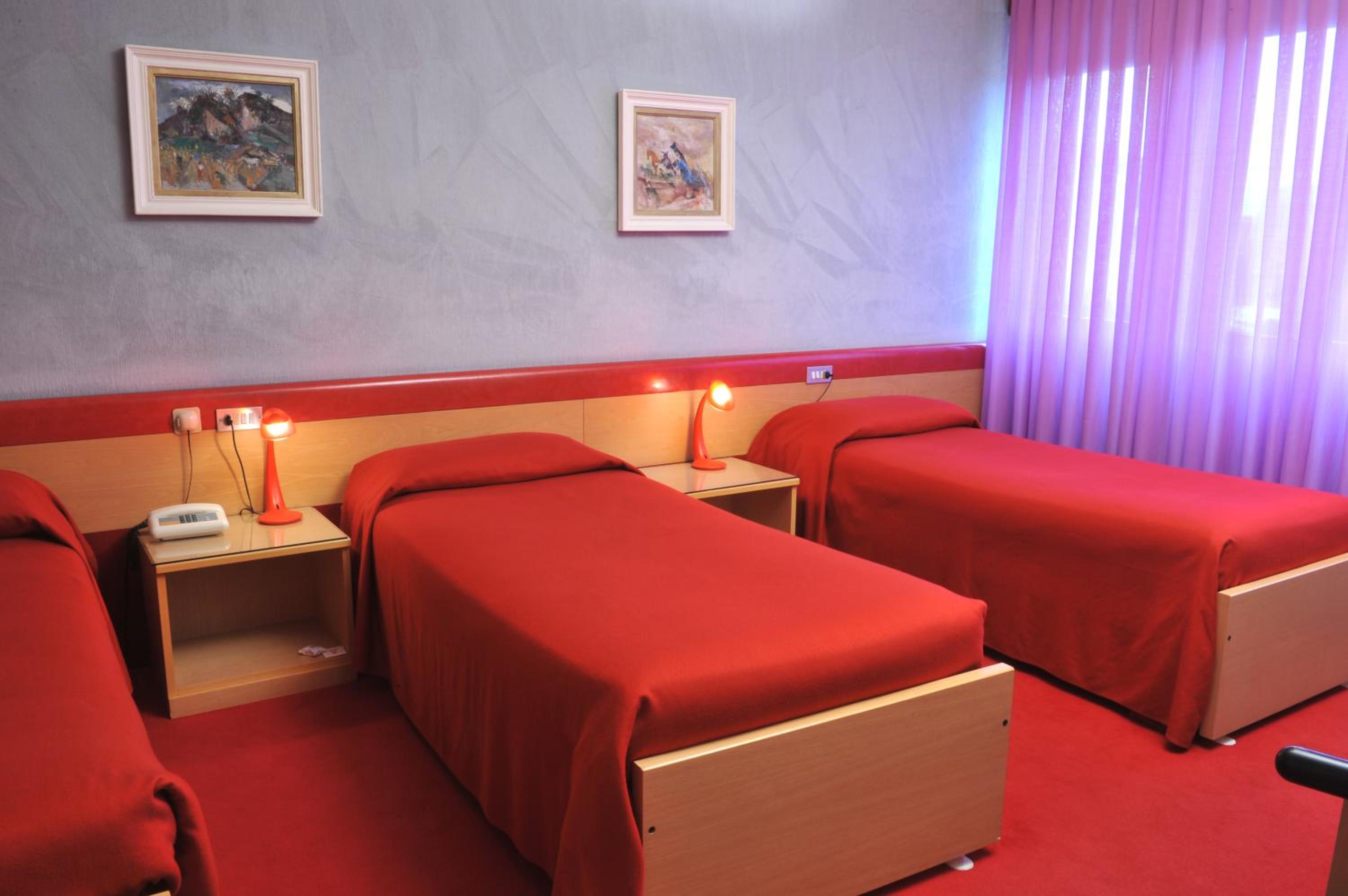 Triple Room - Photo 4