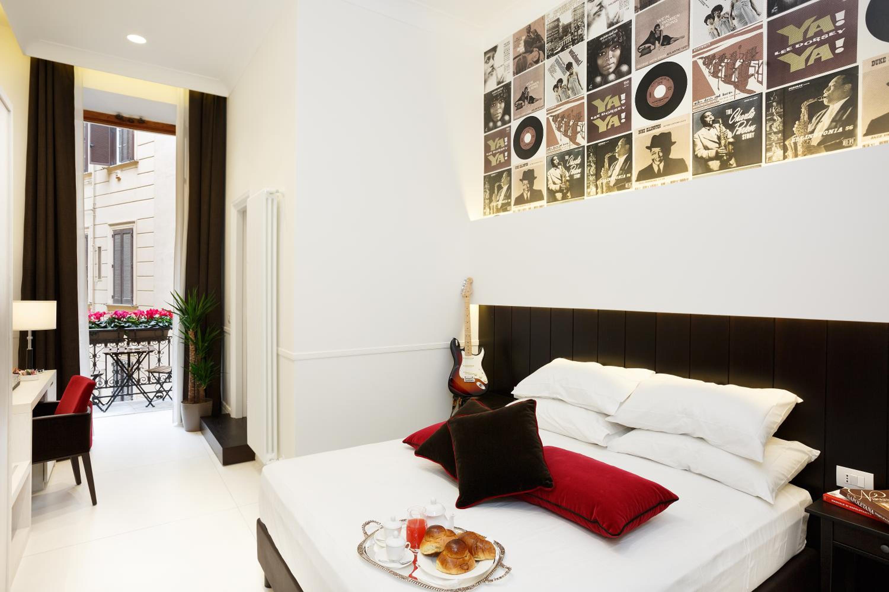 Deluxe King Room