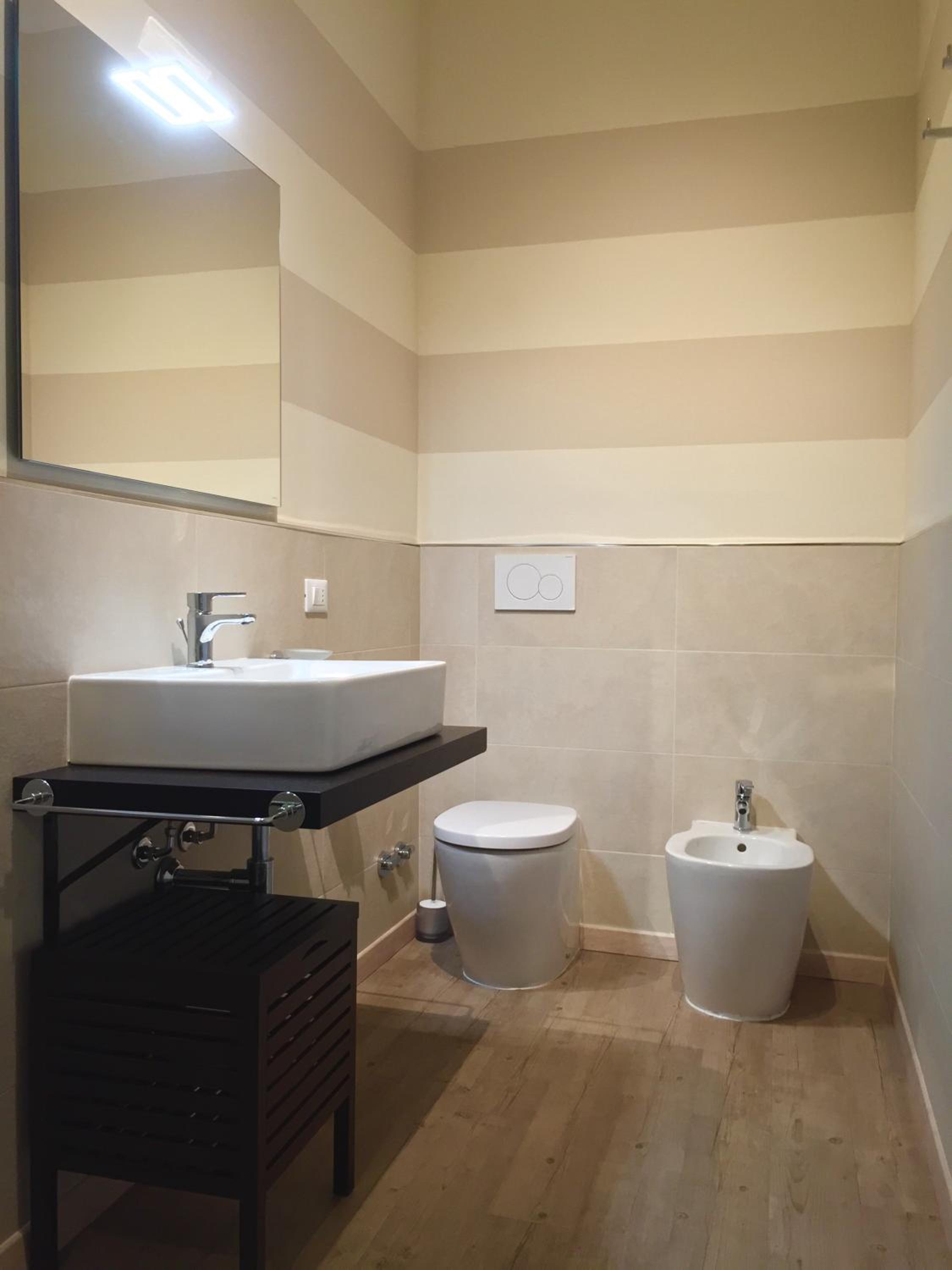 Double or Twin Room with Private Bathroom photo 2