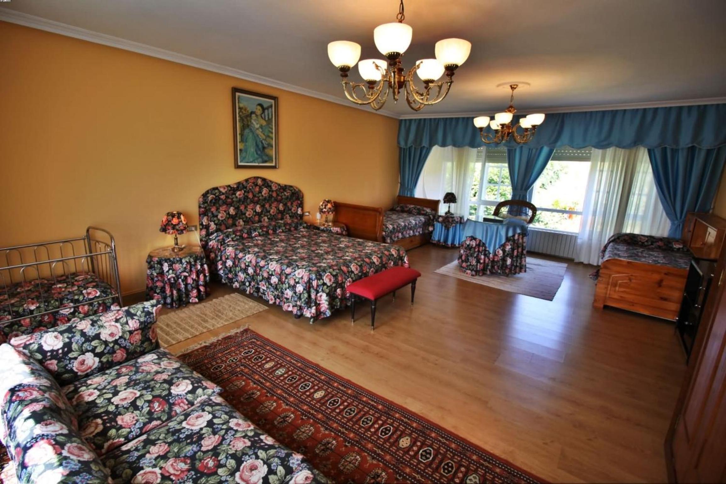 Casa de Seis Habitaciones