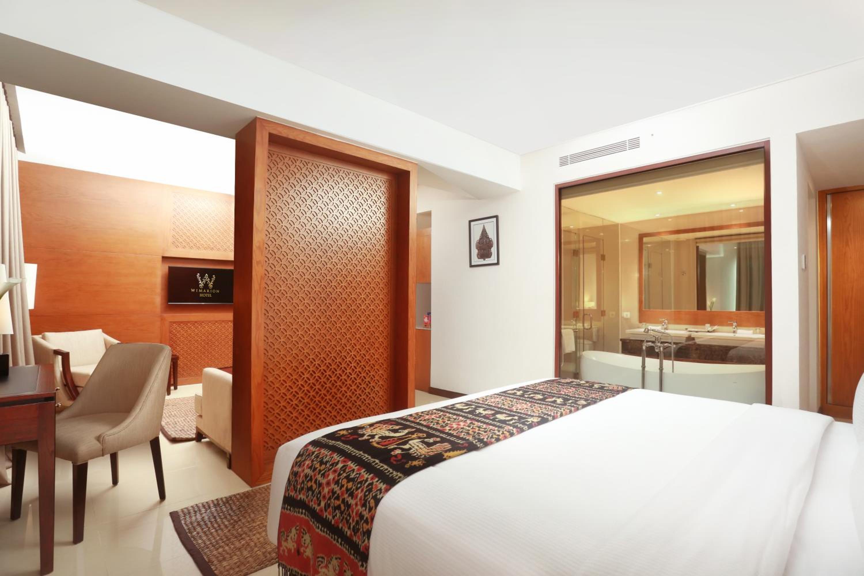 Executive Suite photo 1