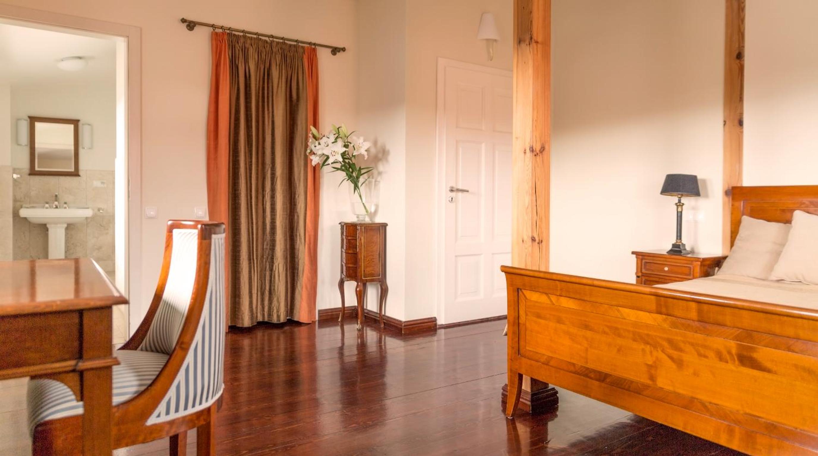 Tower Suite photo 3
