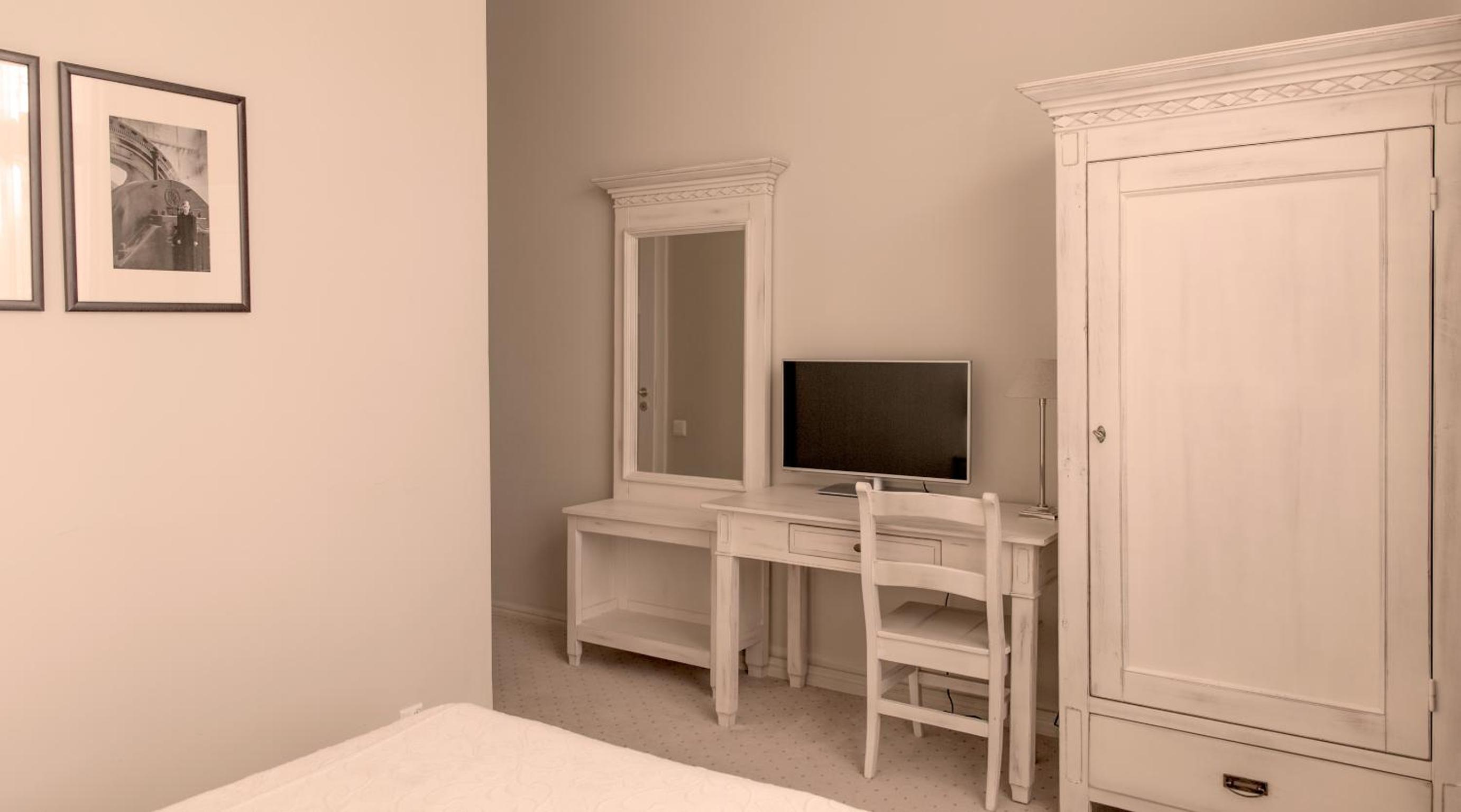 Standard Double Room photo 3
