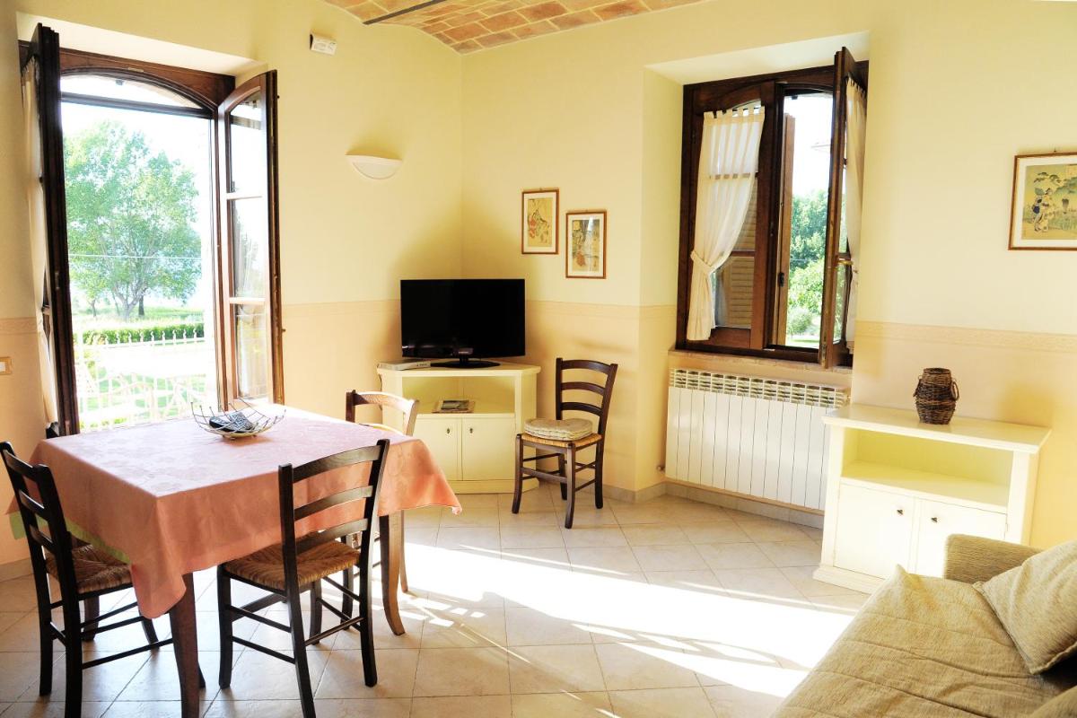 Apartment with Terrace or Patio with Lake View