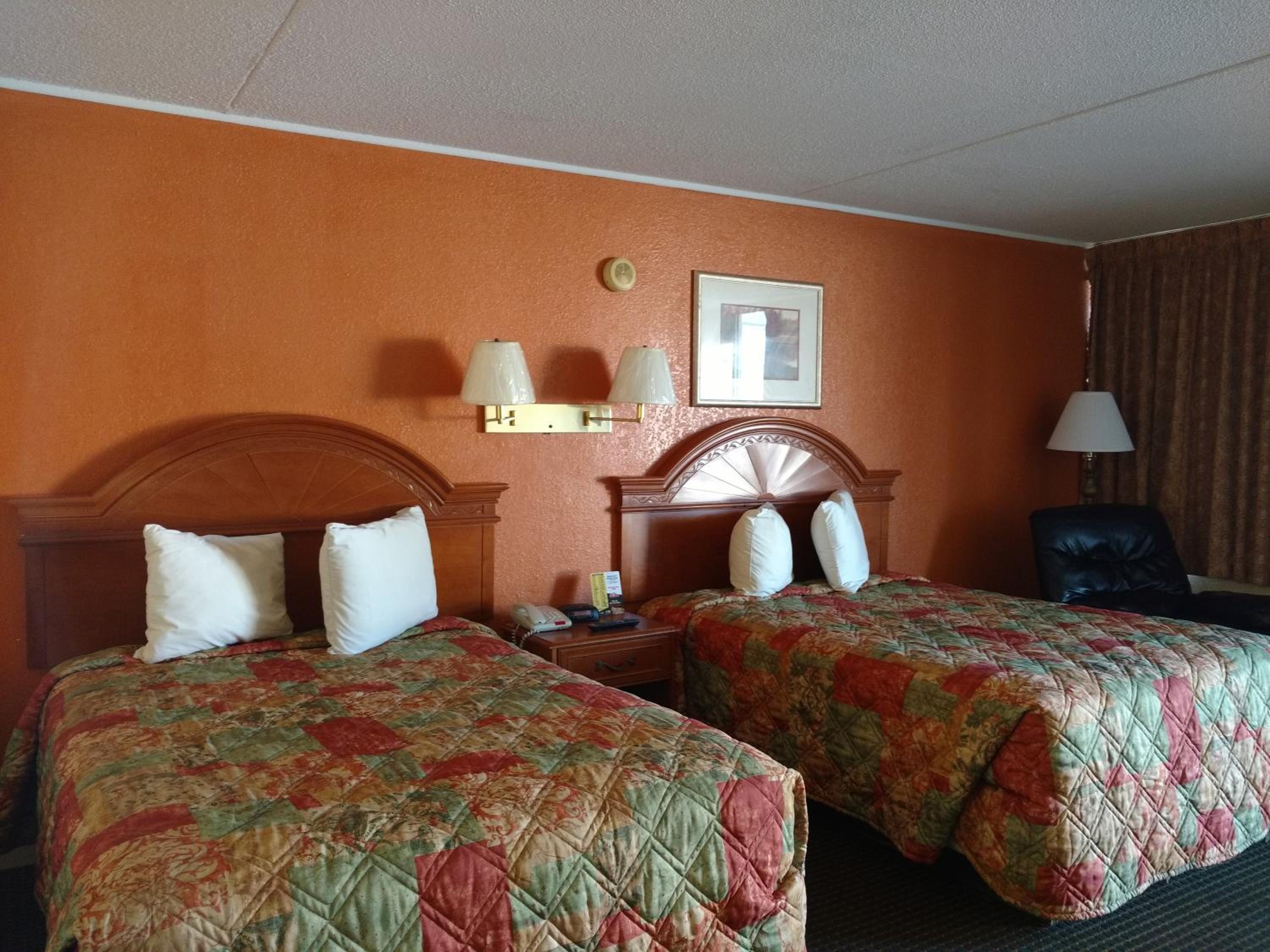 Deluxe Family Room photo 2