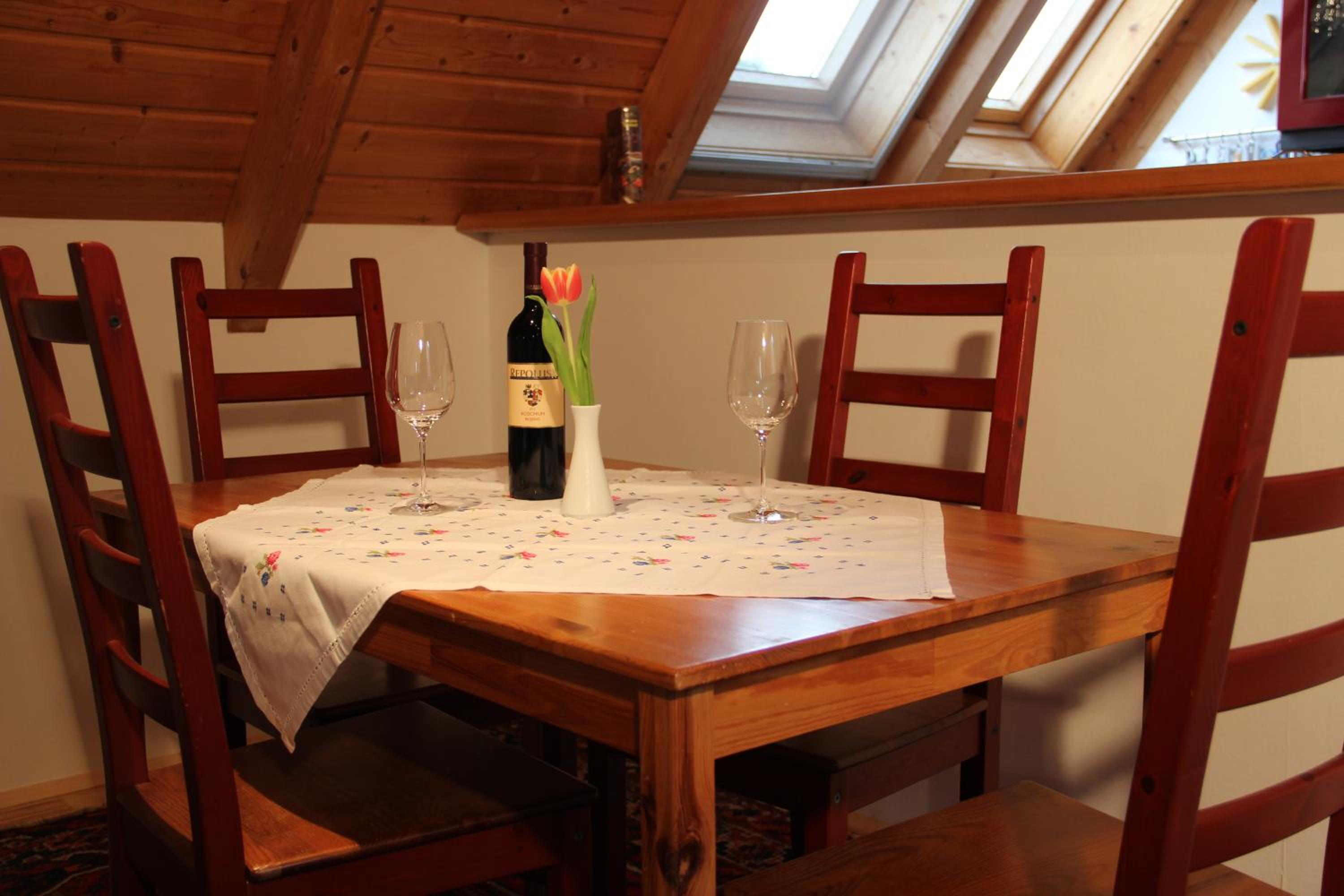 Studio Apartment - Photo 8