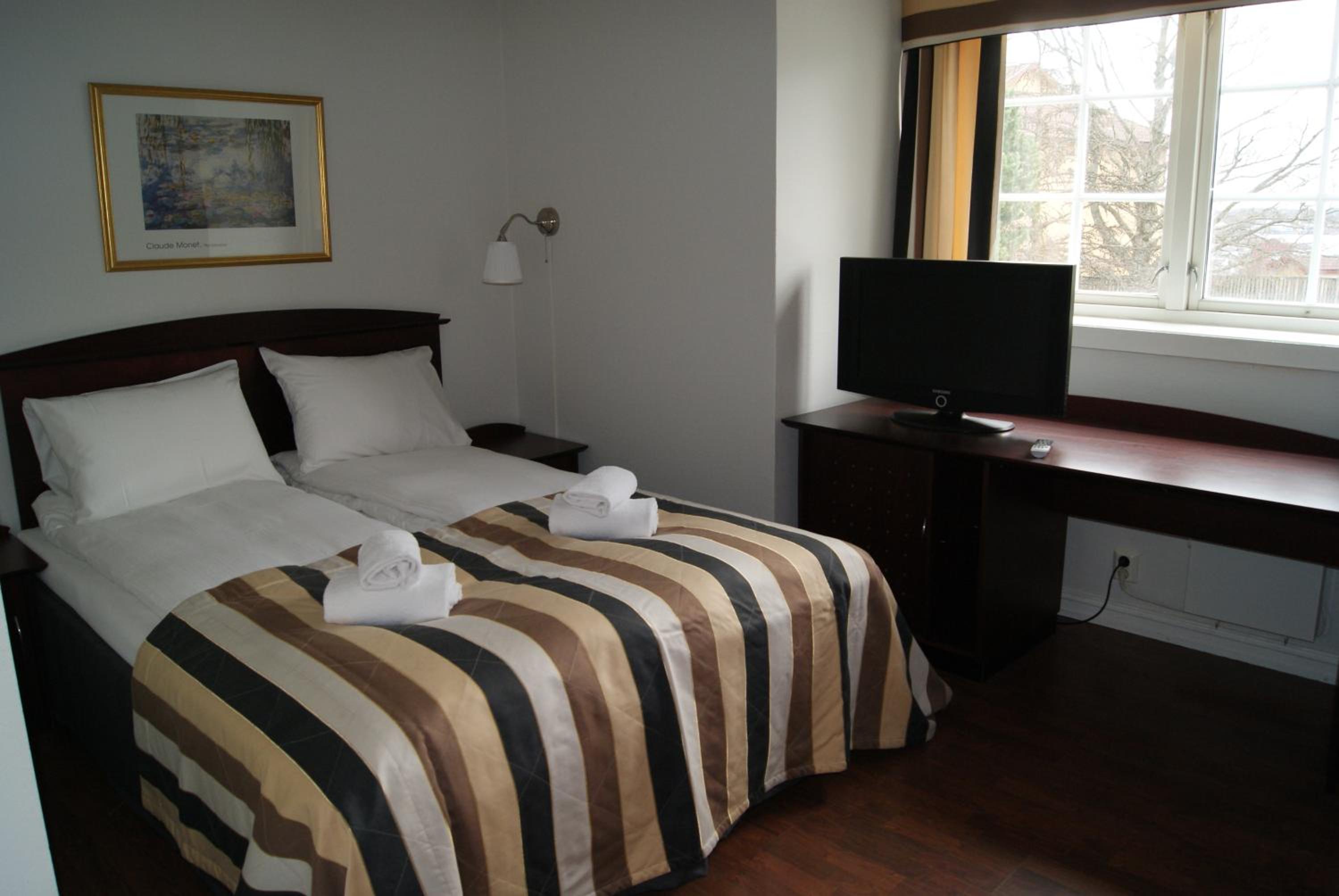 Double Room - Photo 5