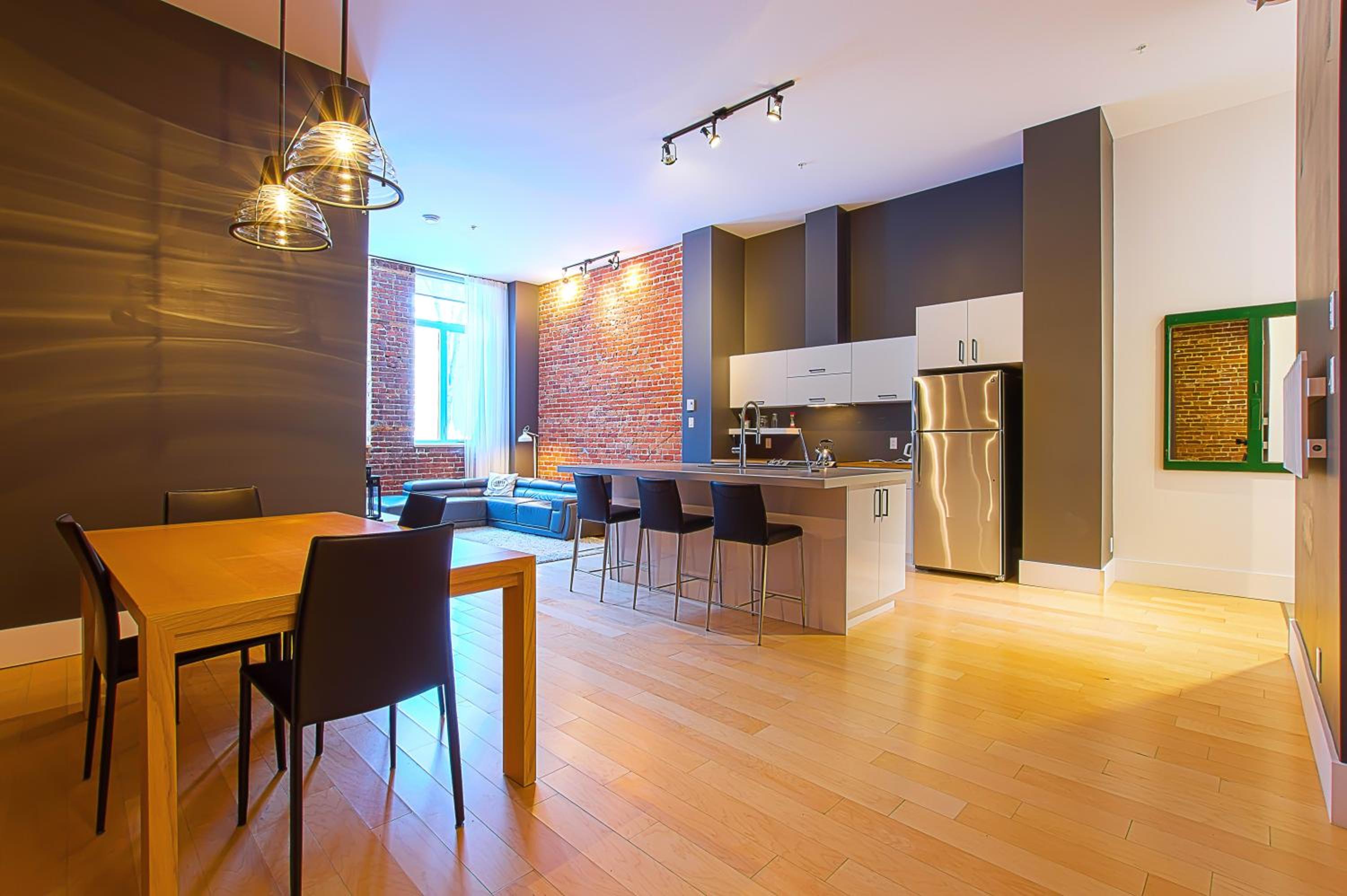 Large One-Bedroom Apartment RC1