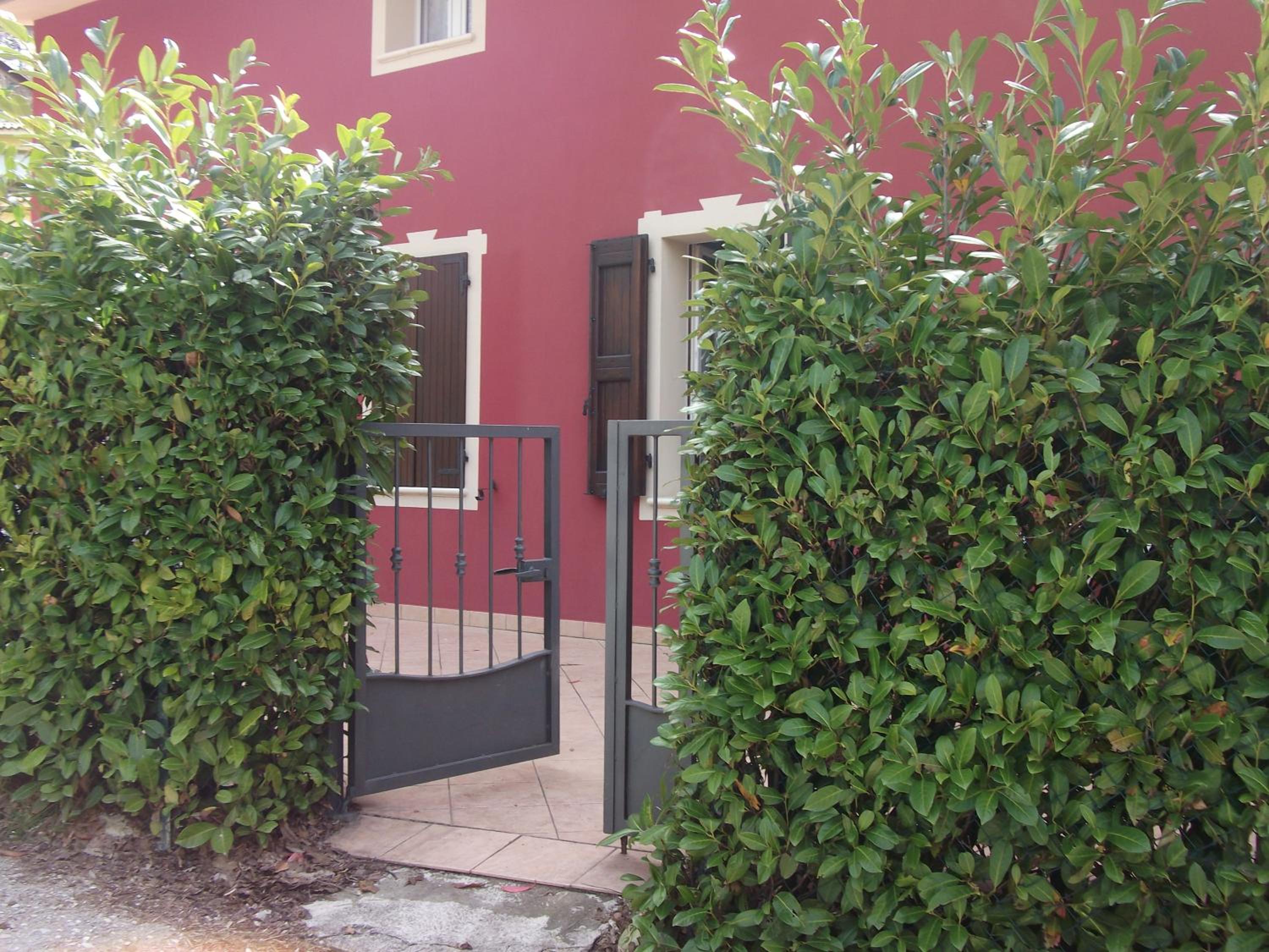 Villa photo 3