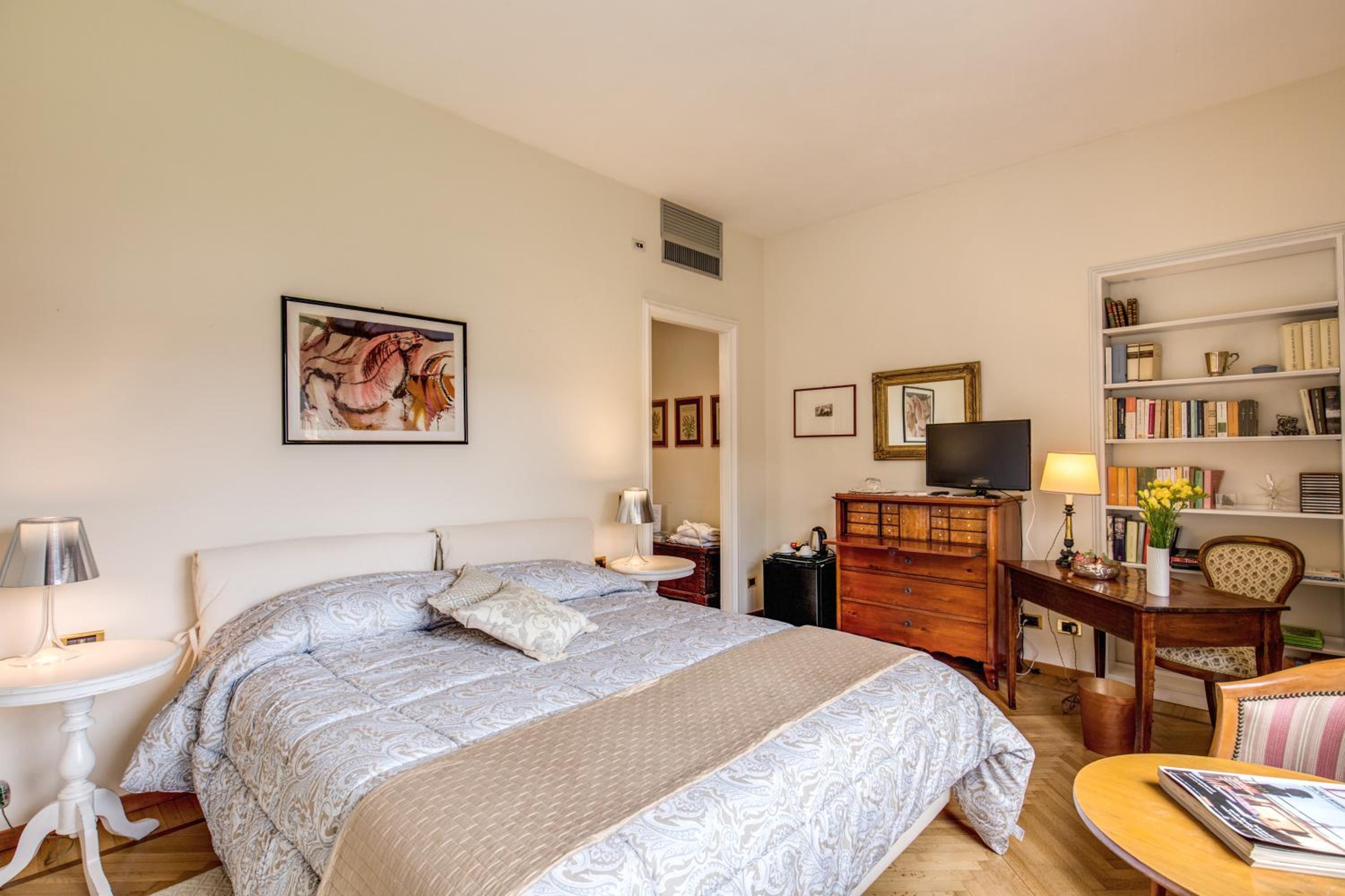 Junior Suite with Garden View photo 1