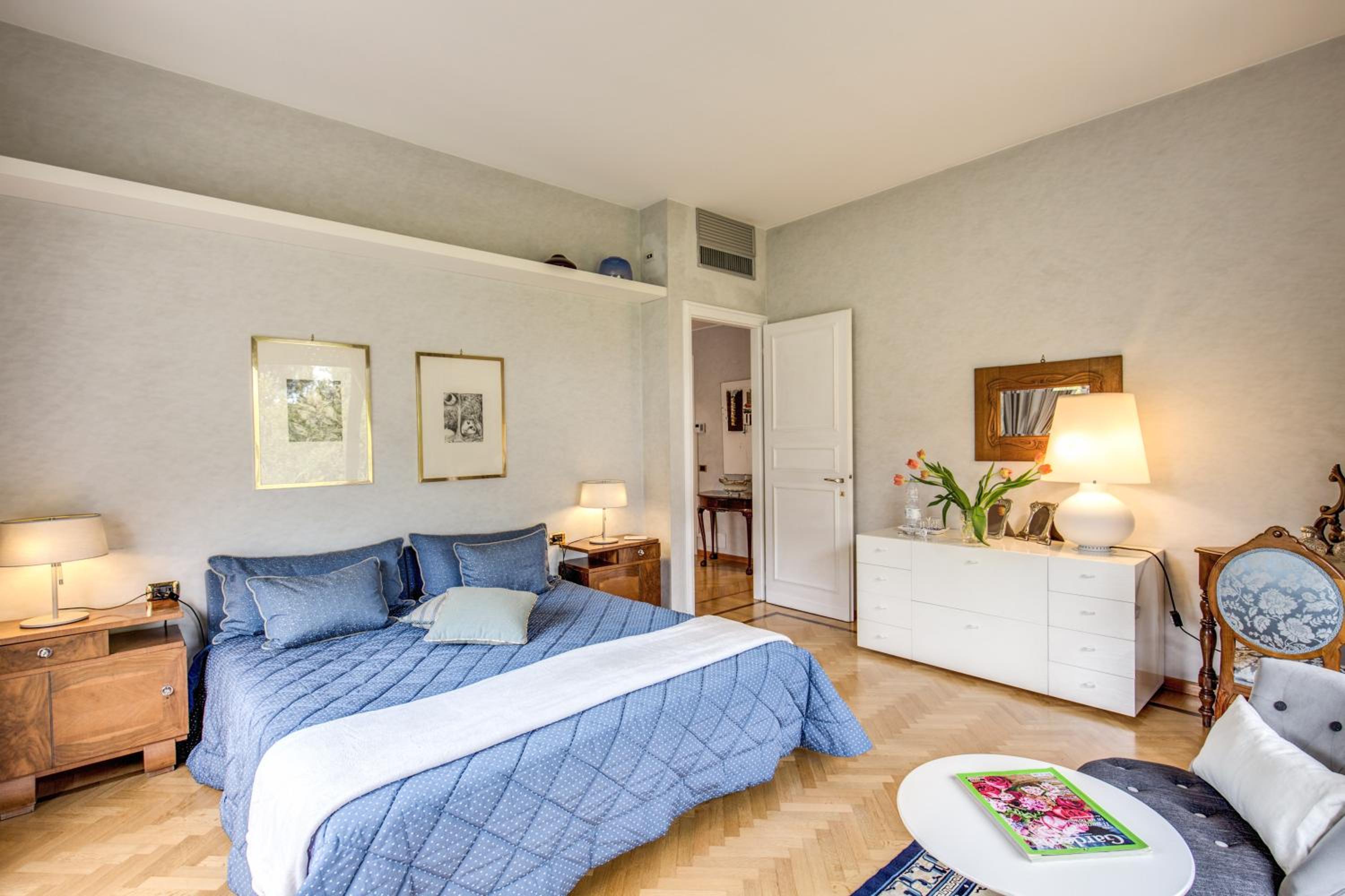 Deluxe Suite photo 3