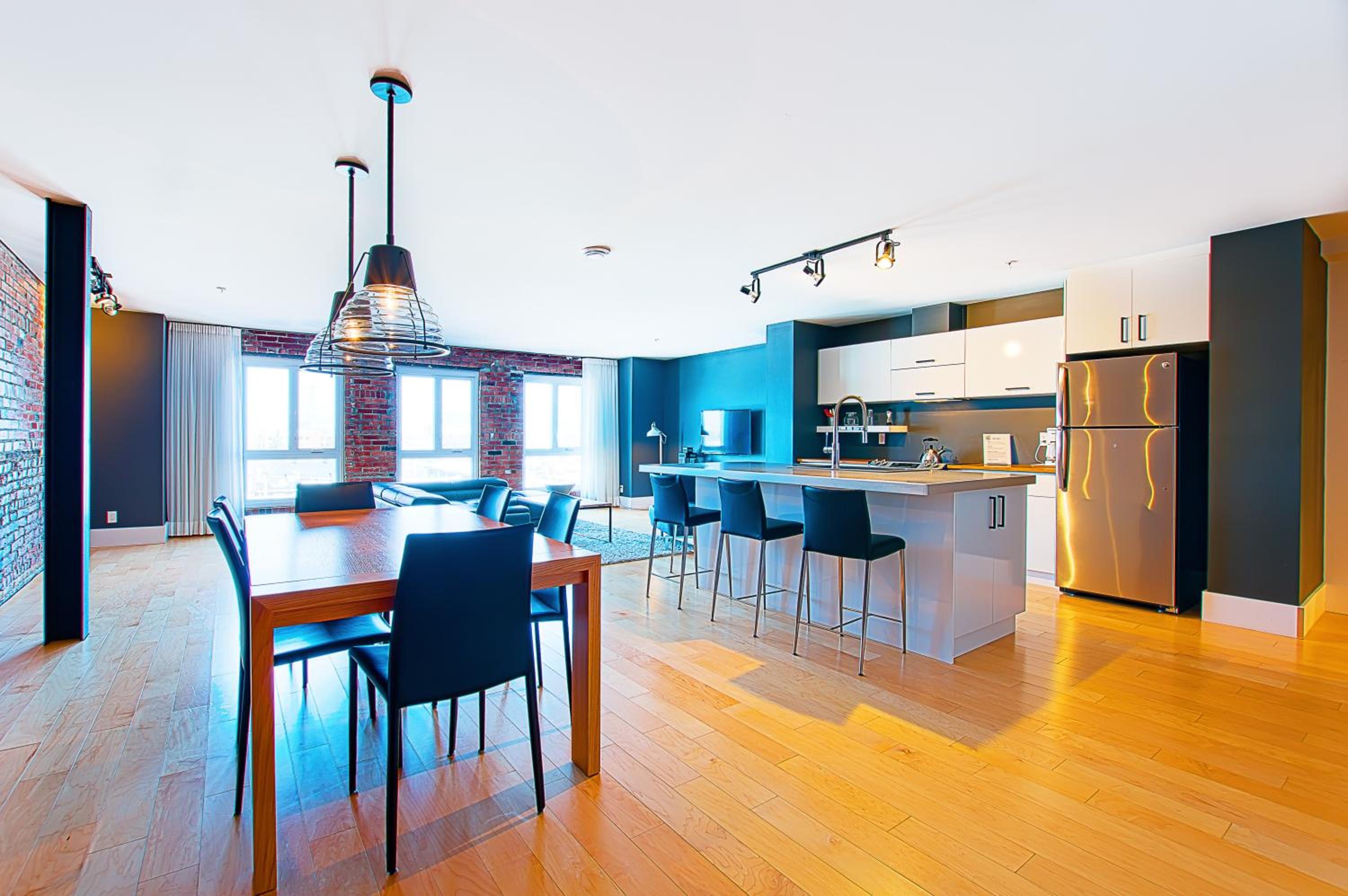 Two-Bedroom Apartment with Bunk Bed 303 - City View thumbnail 5