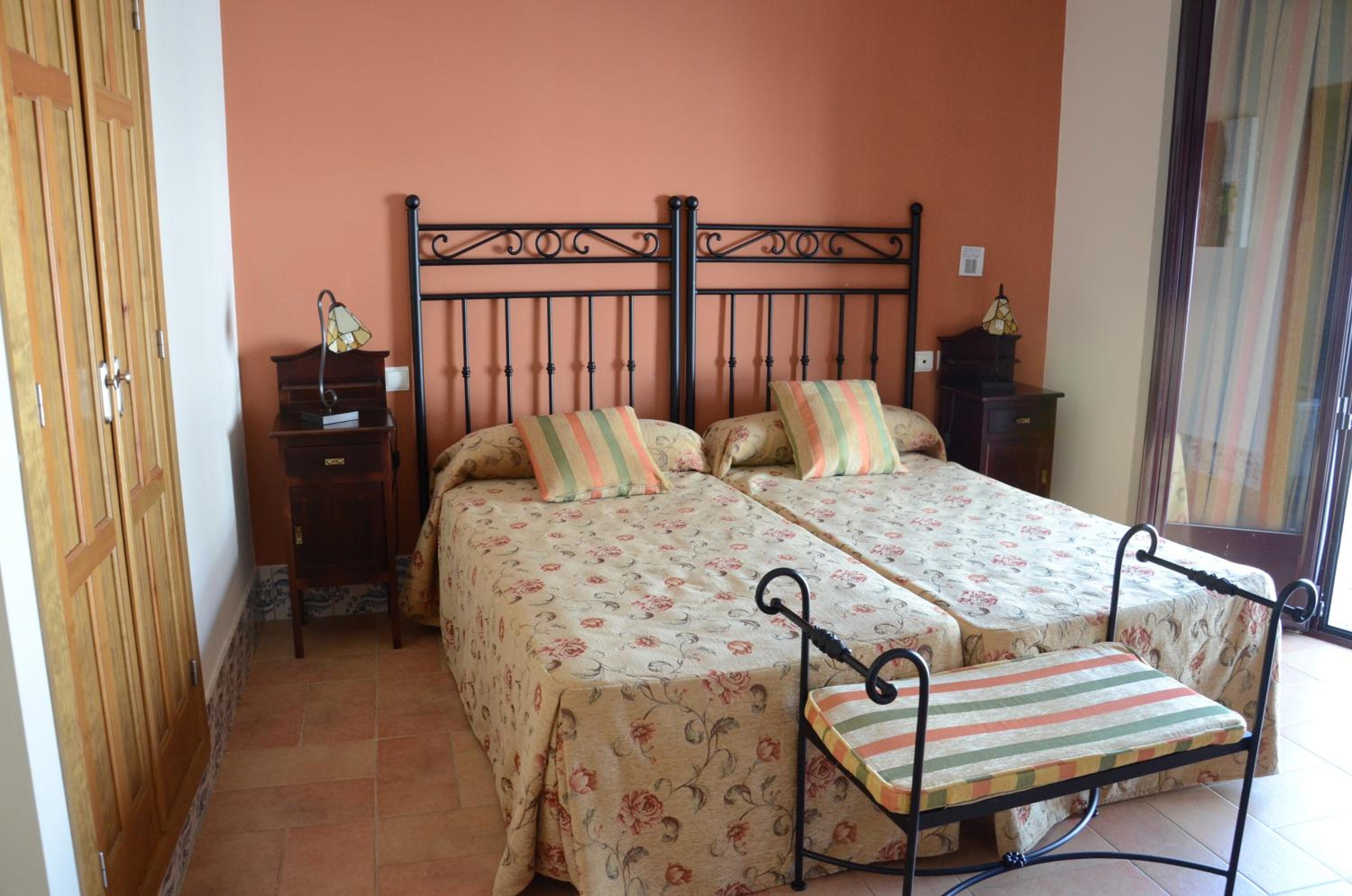 Economy Double Room - Photo 1