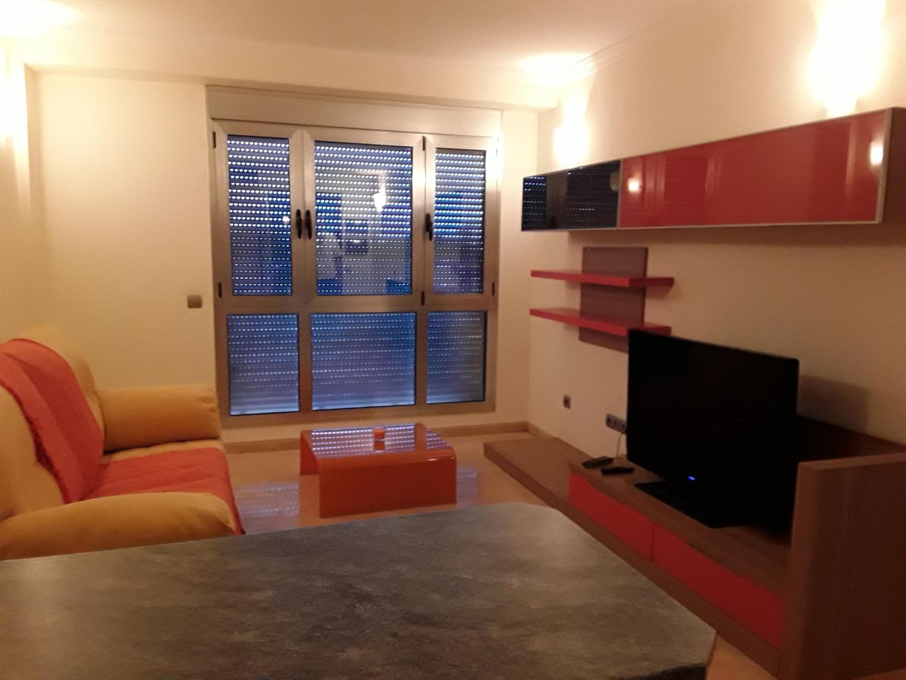 One-Bedroom Apartment - Photo 8