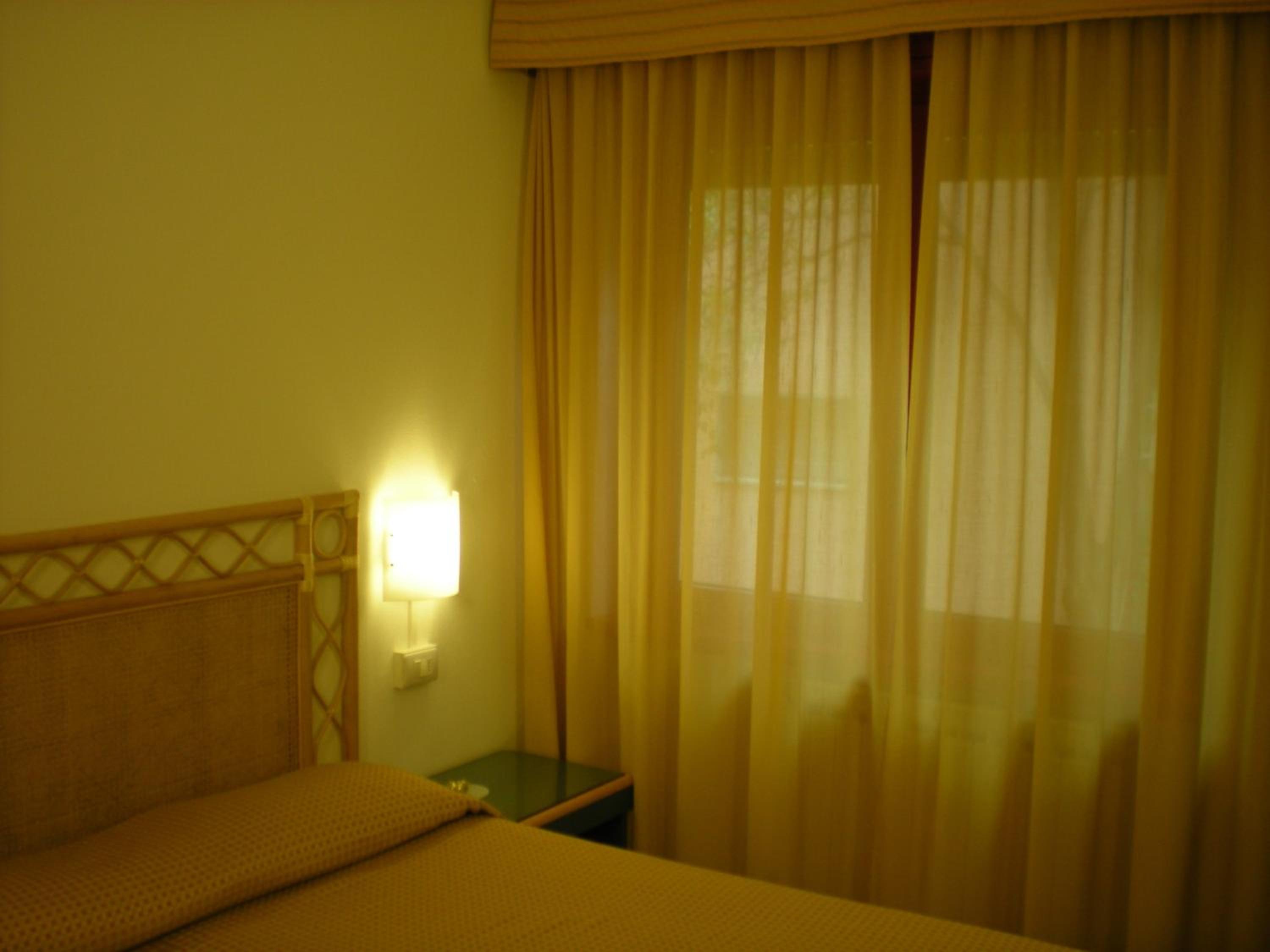 Double or Twin Room photo 2