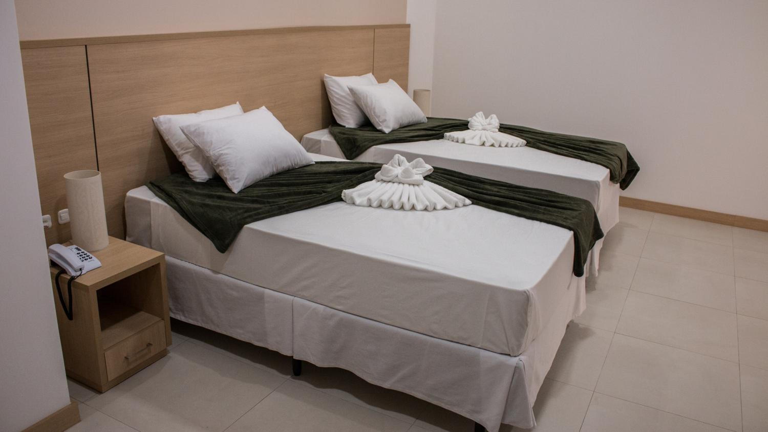 Large Double or Twin Room photo 3