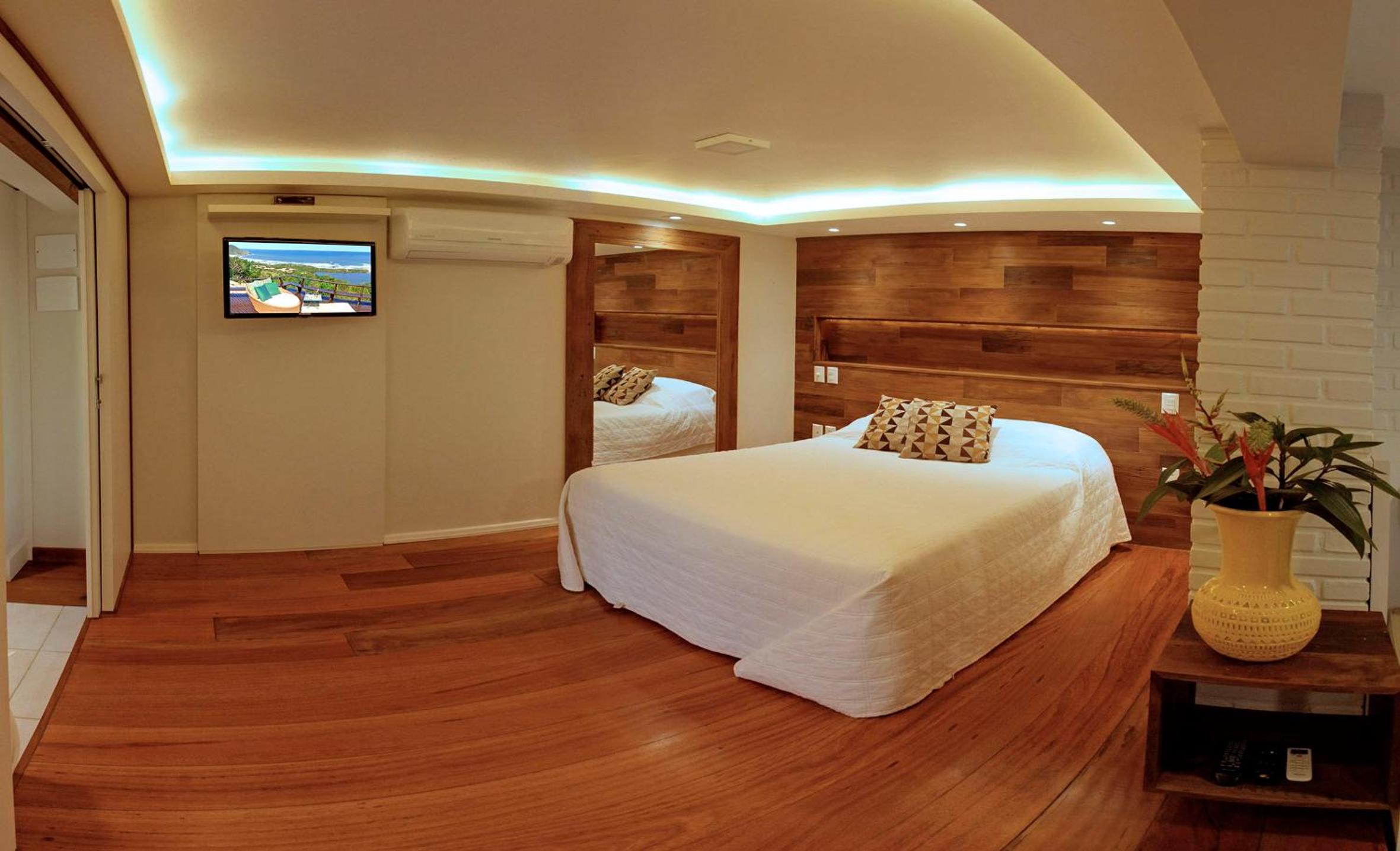 Large Double or Twin Room photo 3