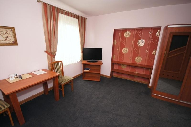 Double Room - Photo 1