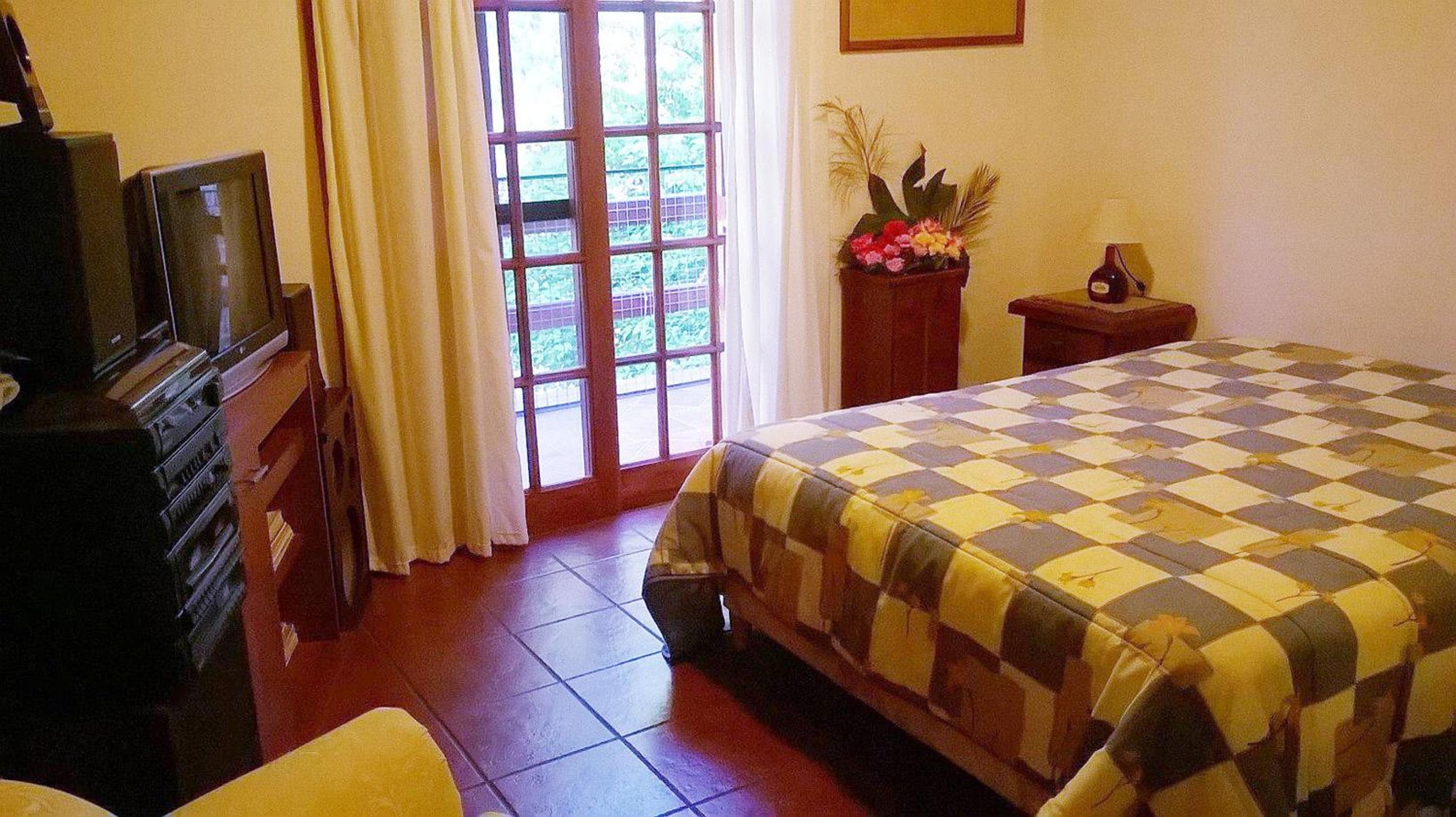 Two-Bedroom House photo 3