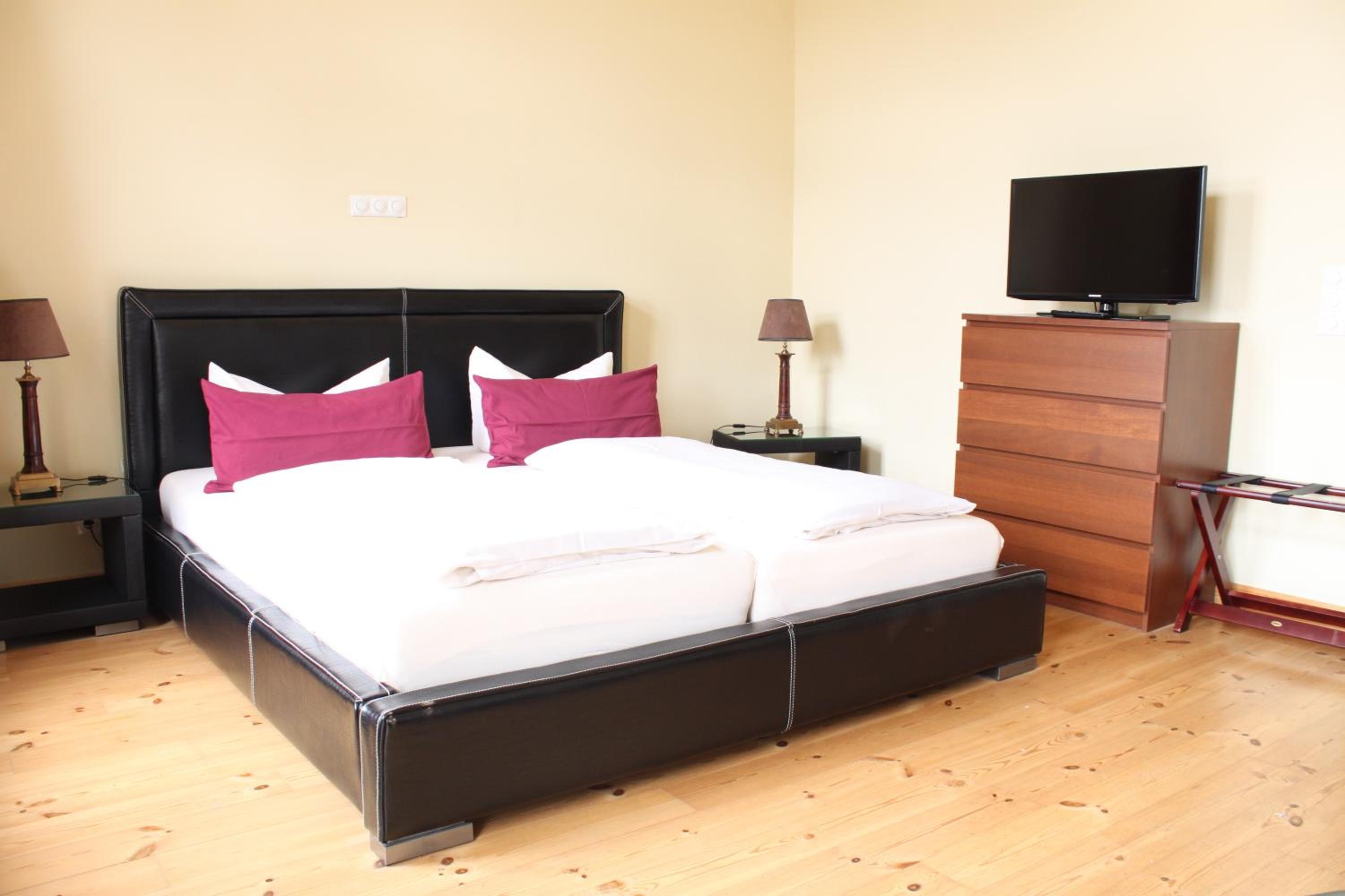 Double Room with Balcony photo 2