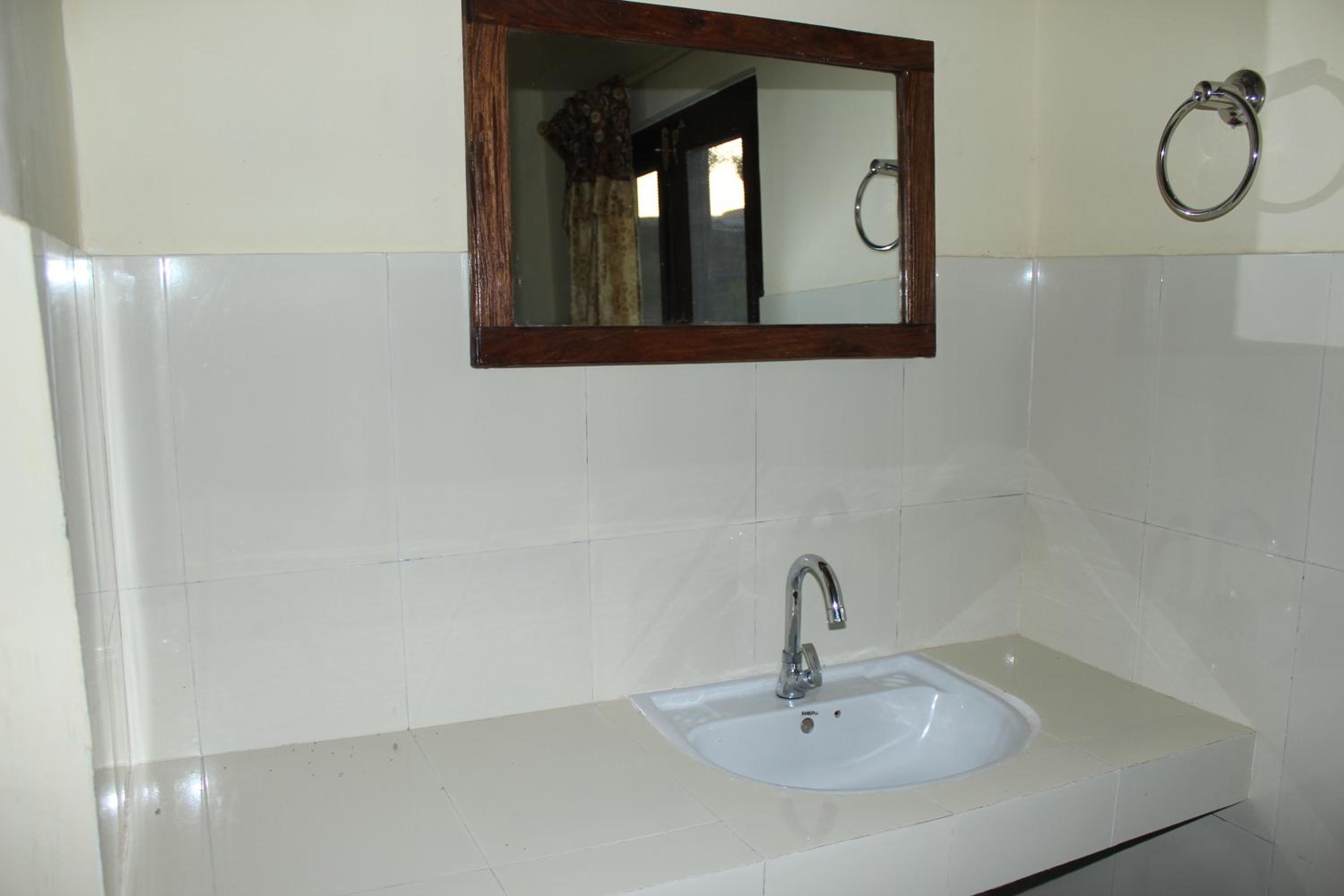 Standard Double or Twin Room with Garden View photo 3