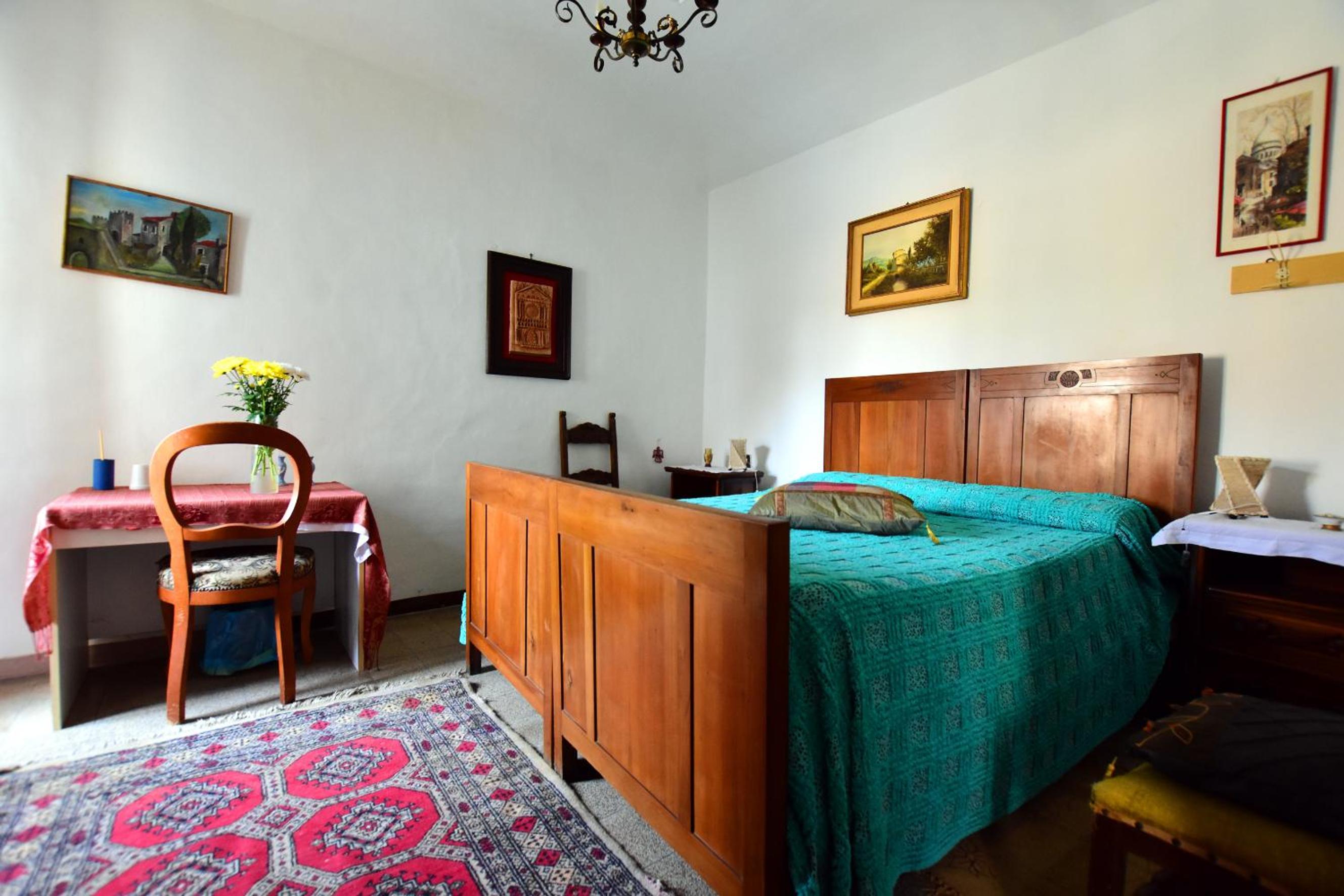 Twin Room - Photo 6