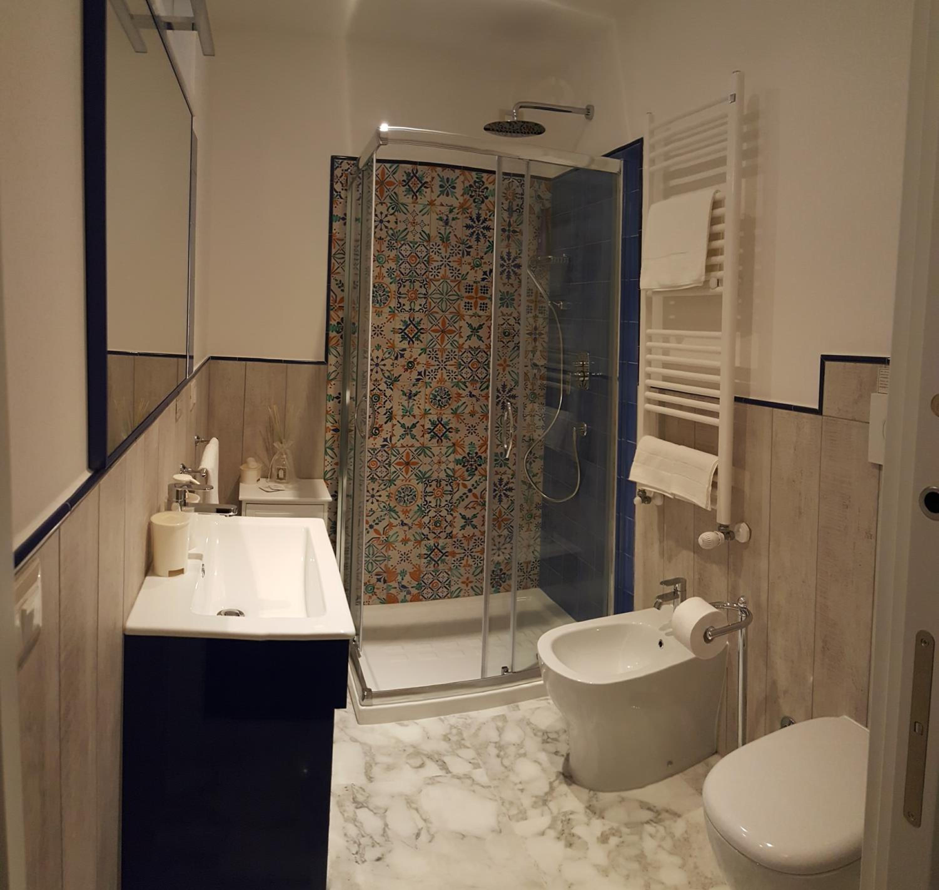 Double or Twin Room photo 3