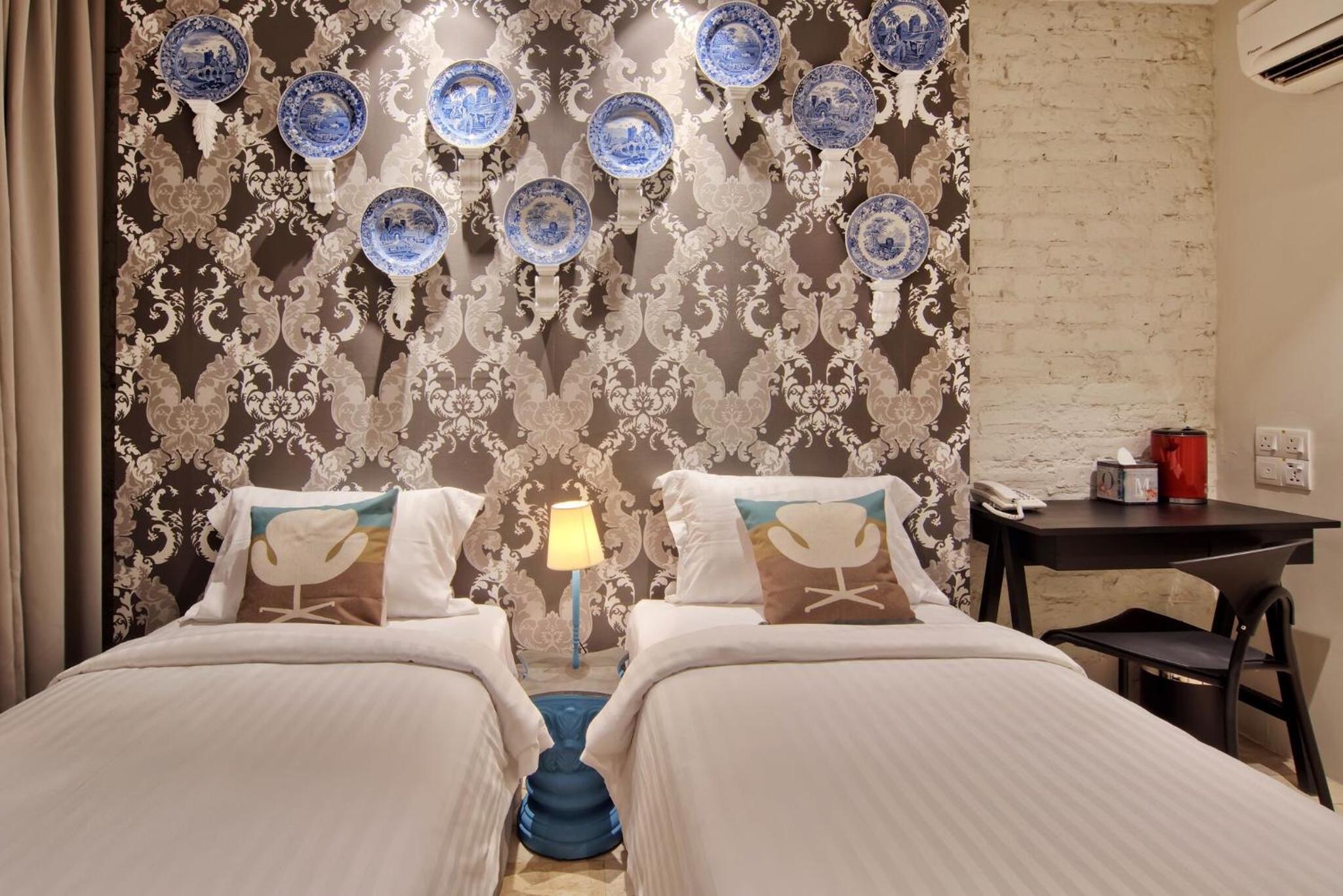 Deluxe Twin Room photo 2