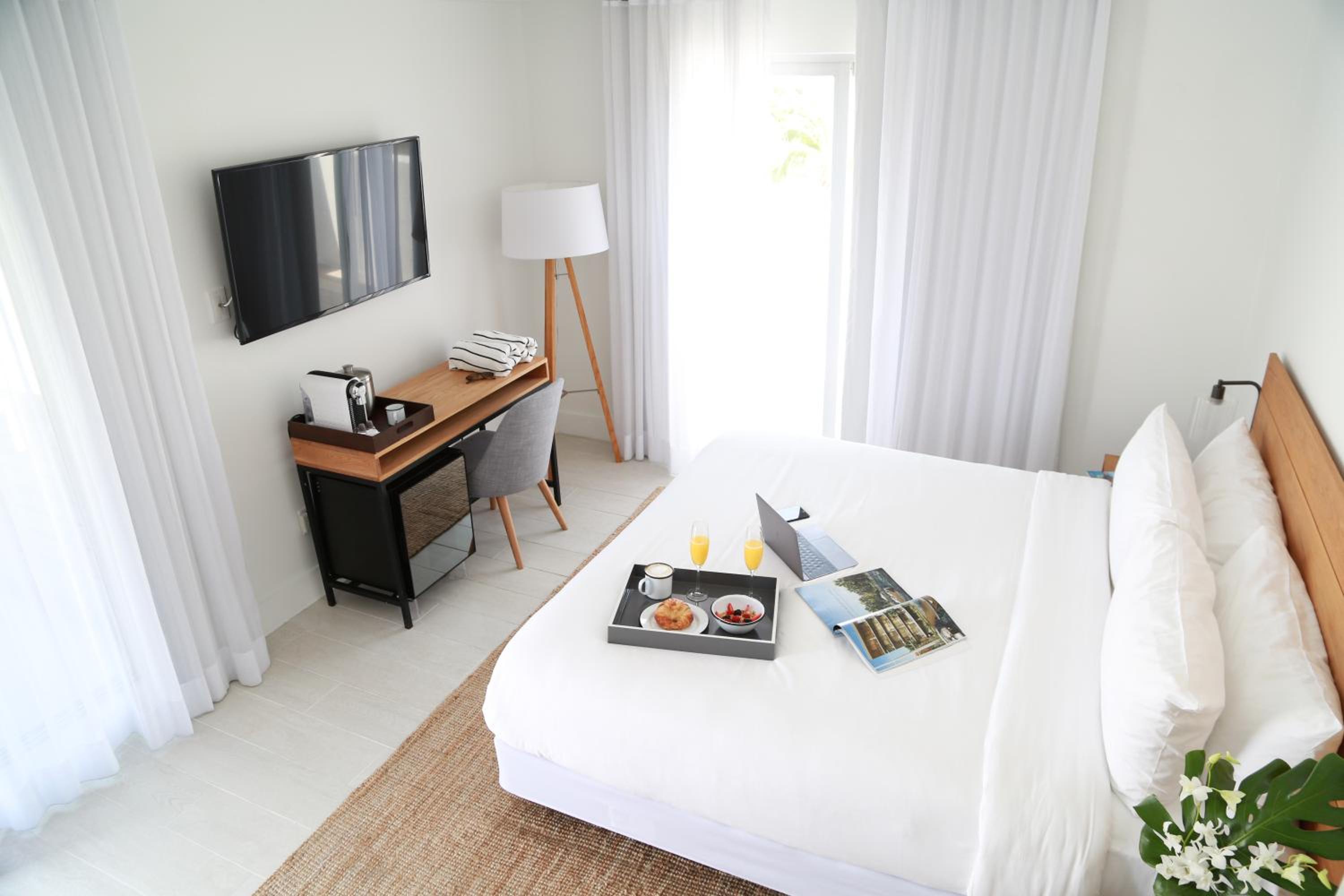 King Room (Self Check-in) - Photo 1