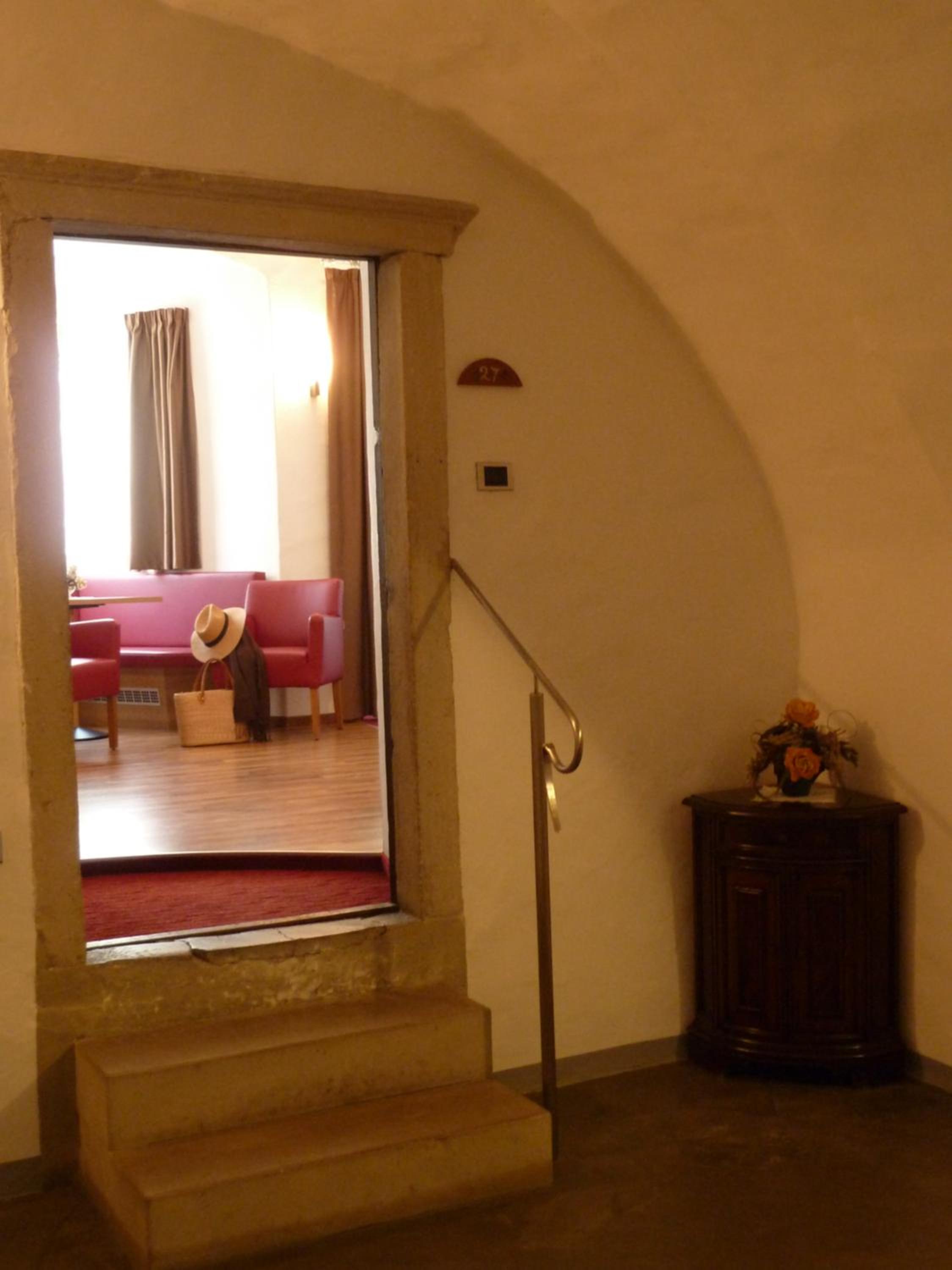 Family Room - Photo 2