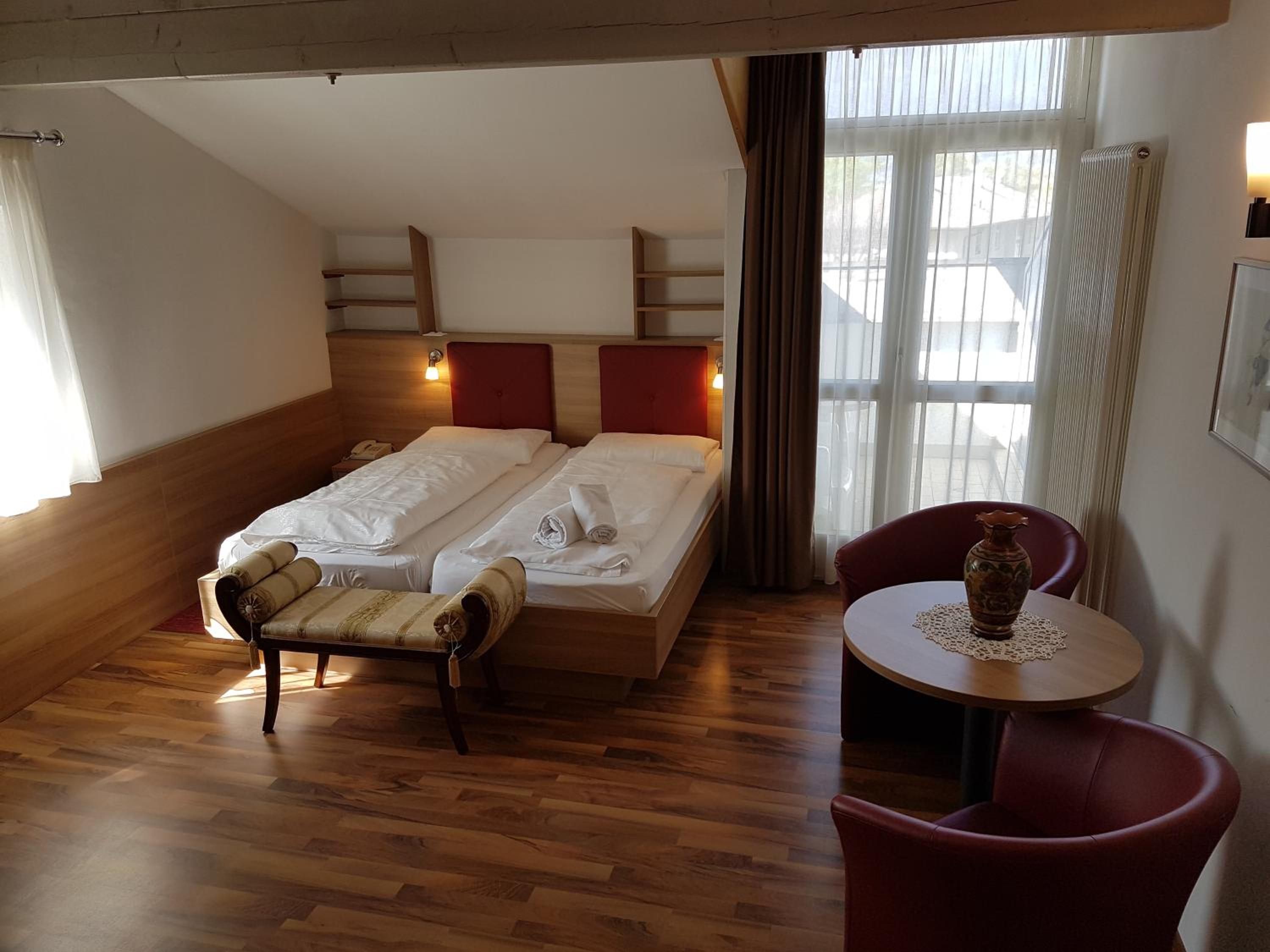 Double Room - Photo 4