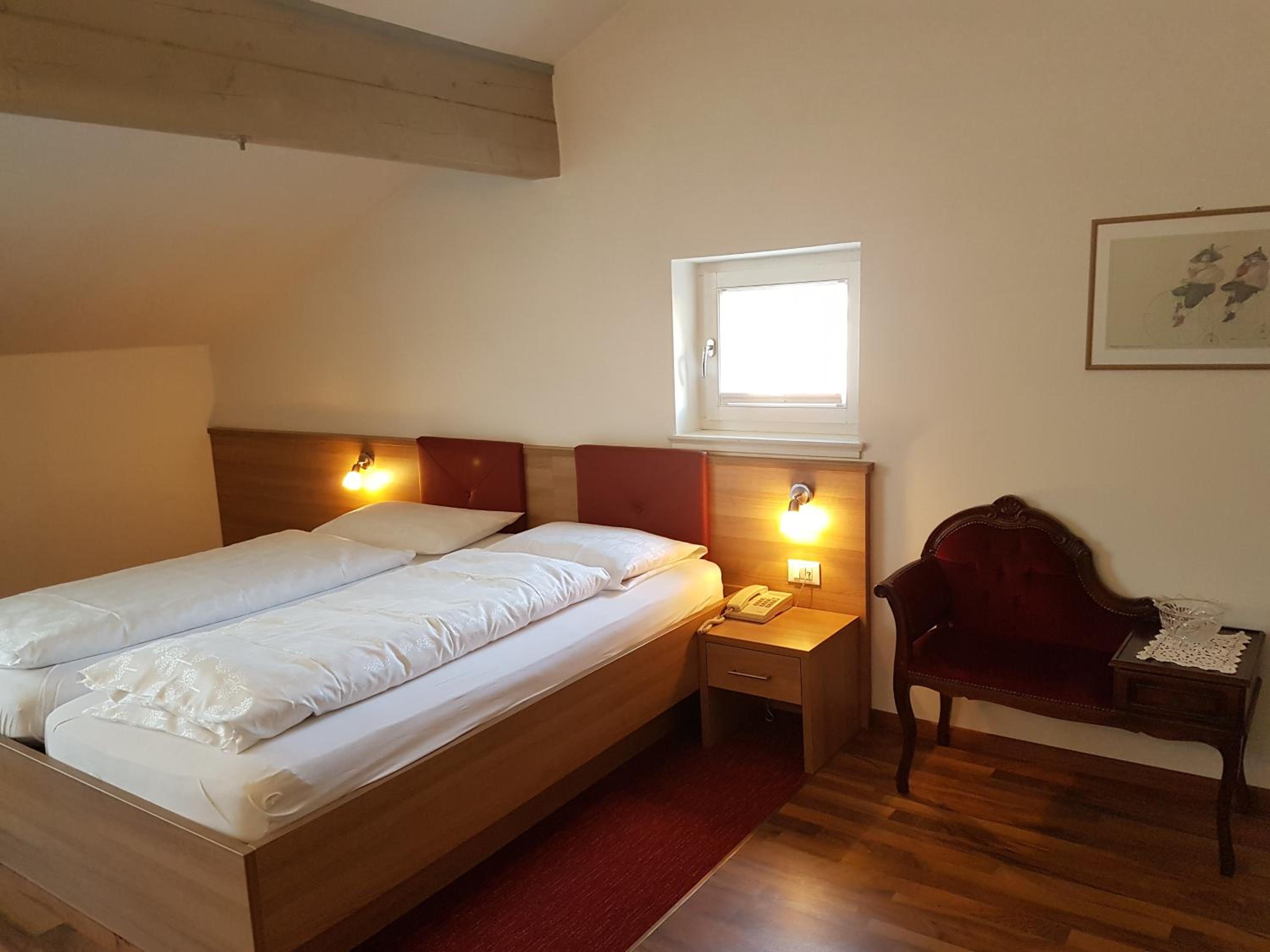 Double Room - Photo 5