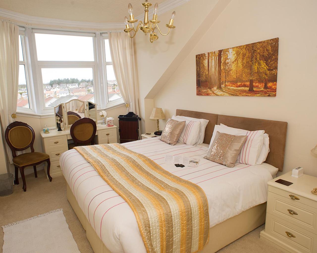 Superior King or Twin Room