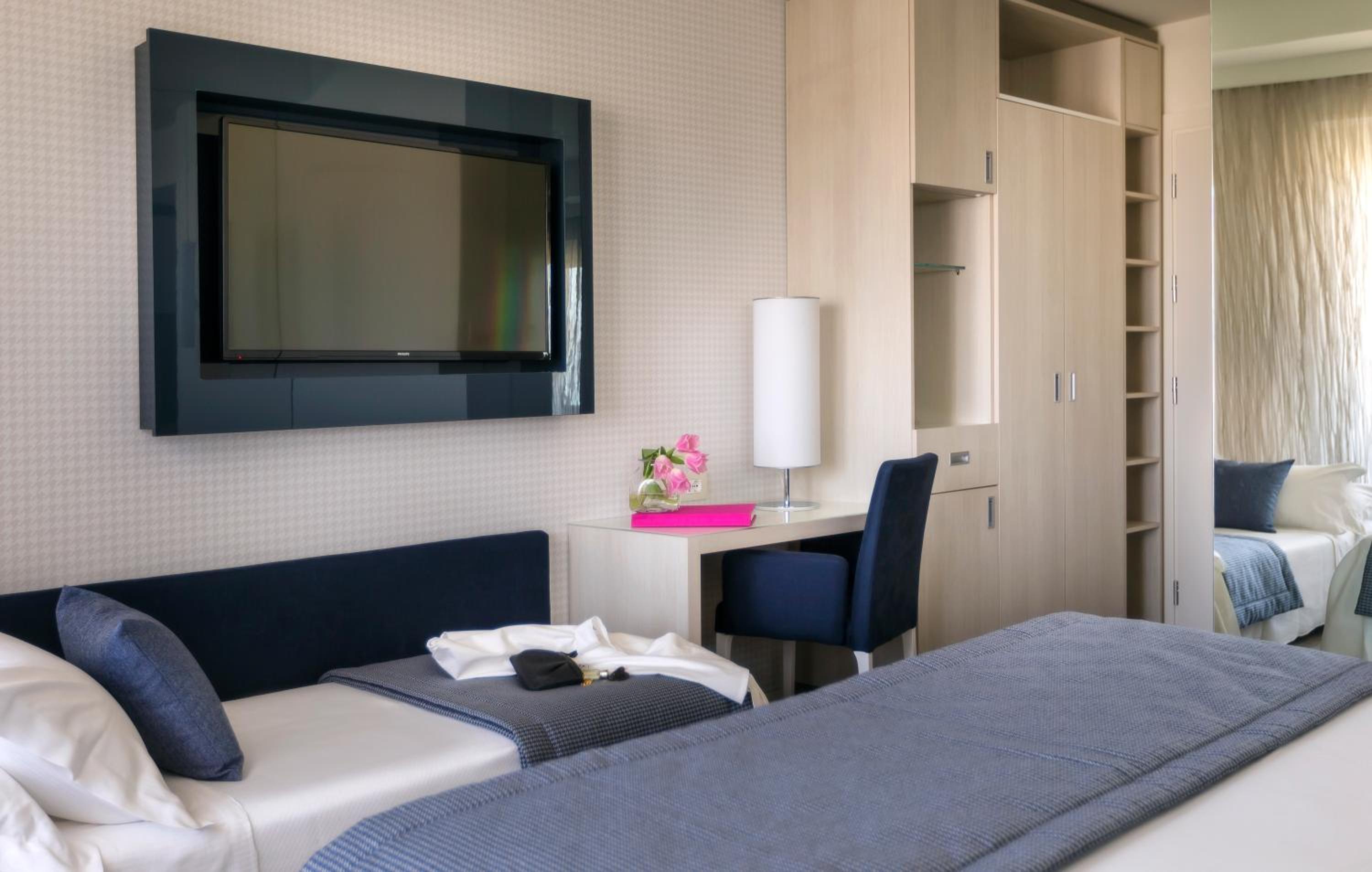 Superior Triple Room - Photo 12
