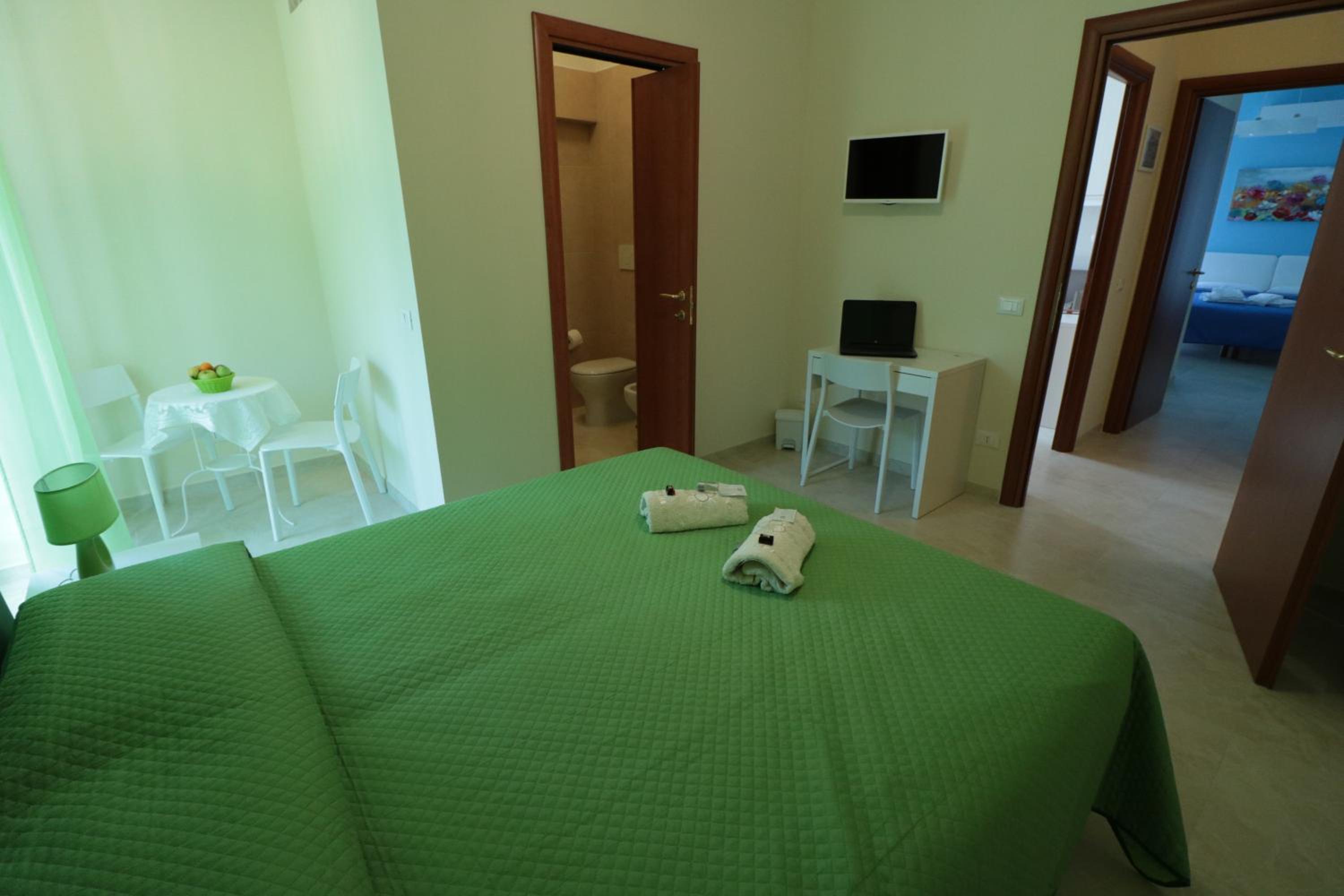 Deluxe Double Or Twin Room With Balcony