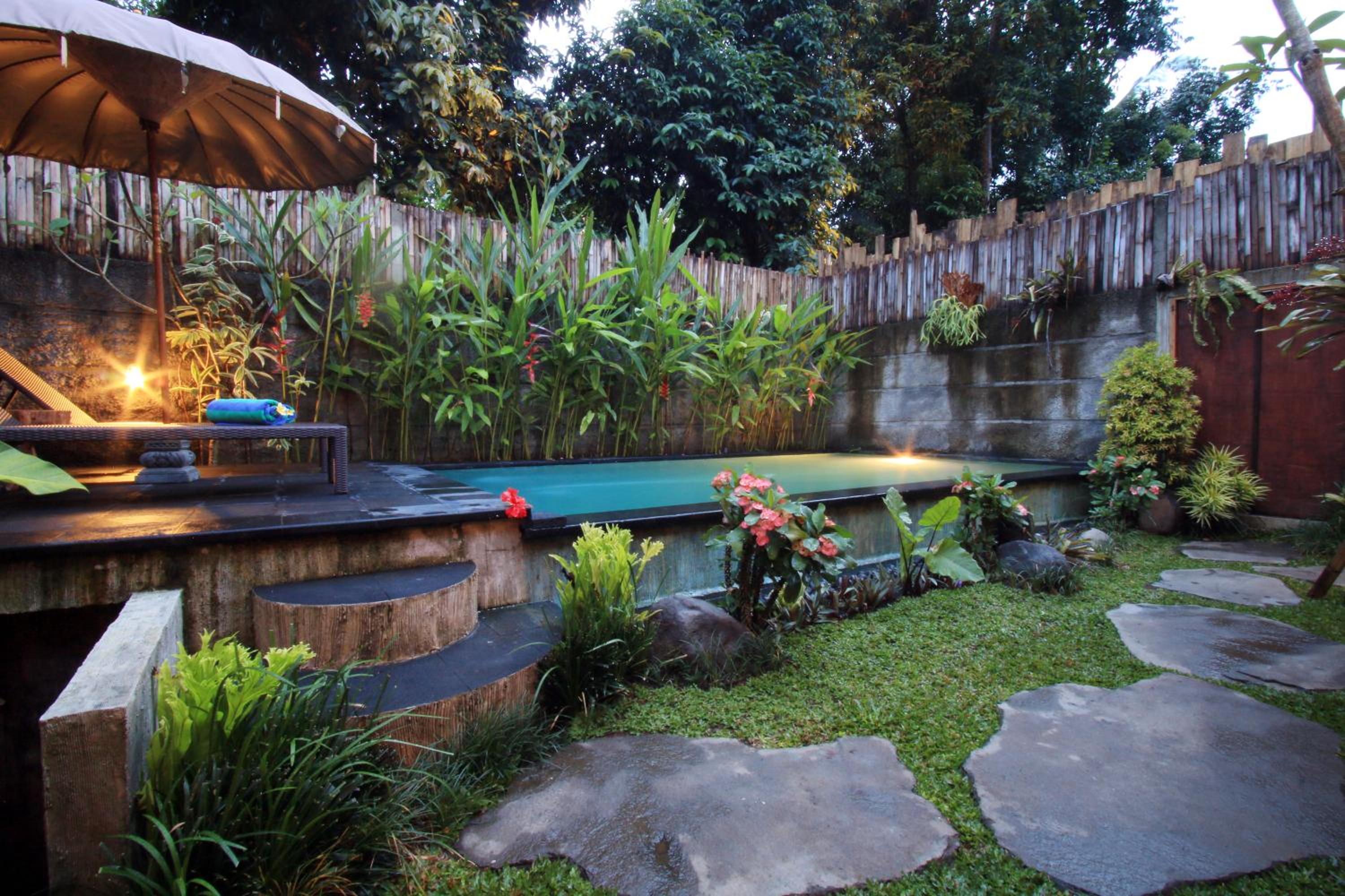 Villa with Private Pool - Photo 15